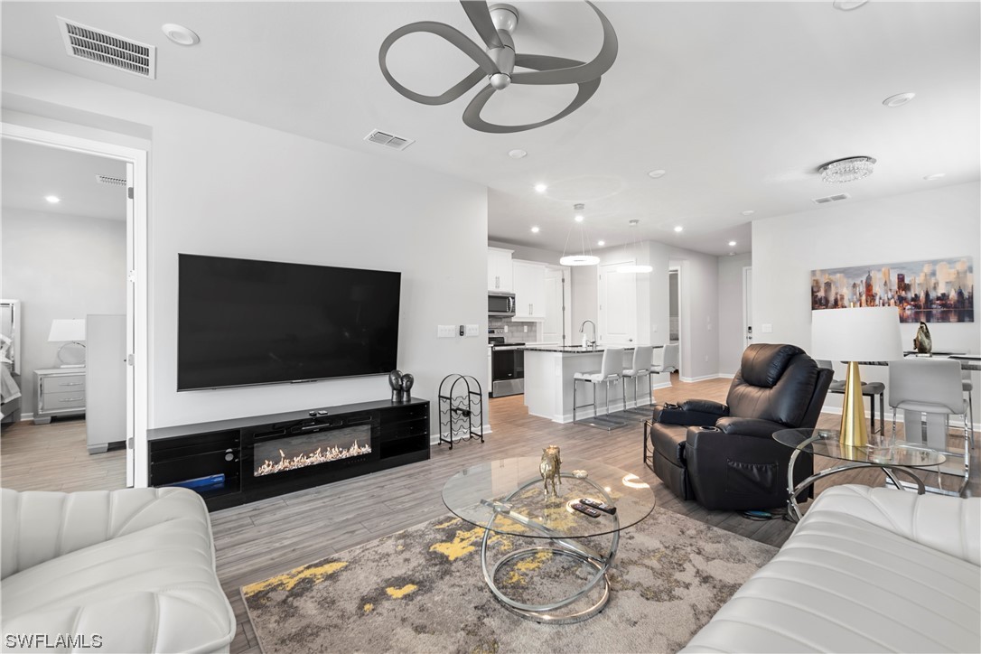 10339 Bonavie Cove DR