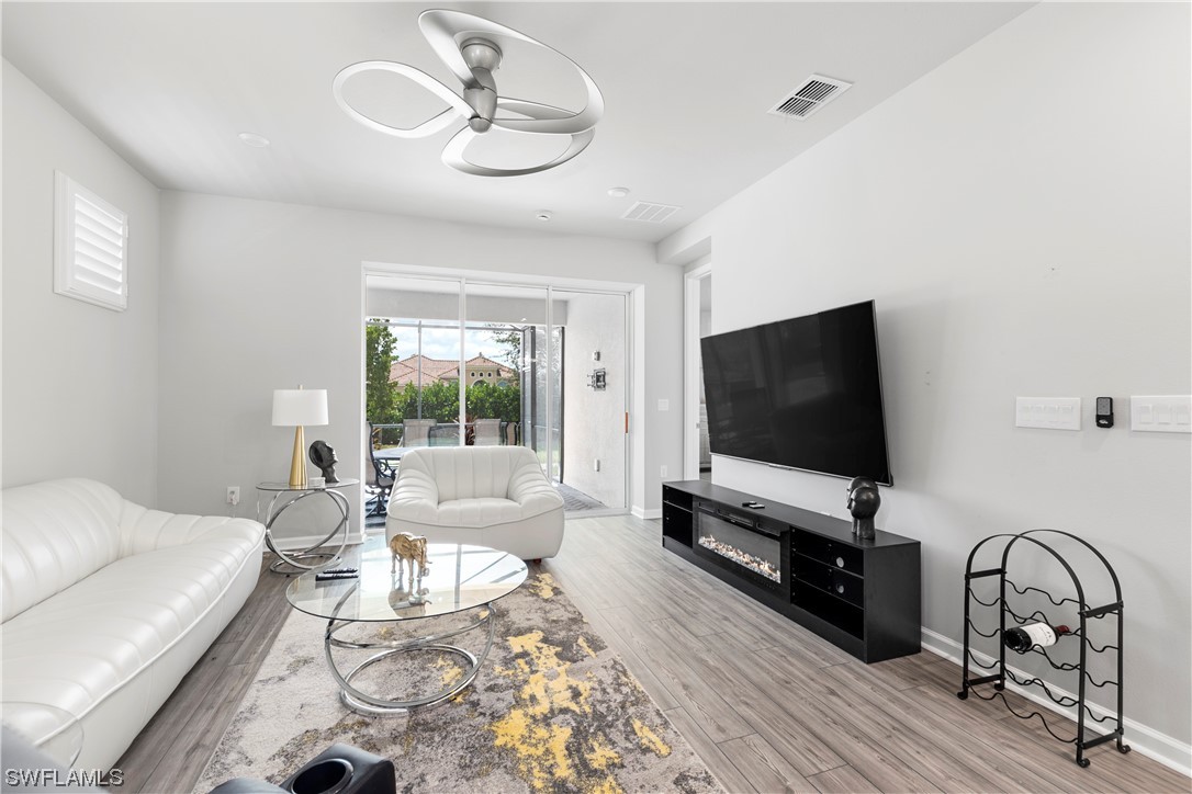 10339 Bonavie Cove DR