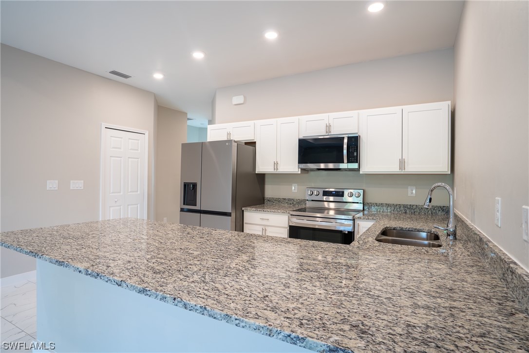 4964-4966 24th ST SW