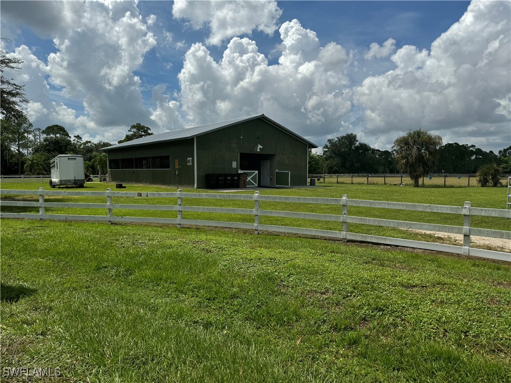 16460 Oakview CIR