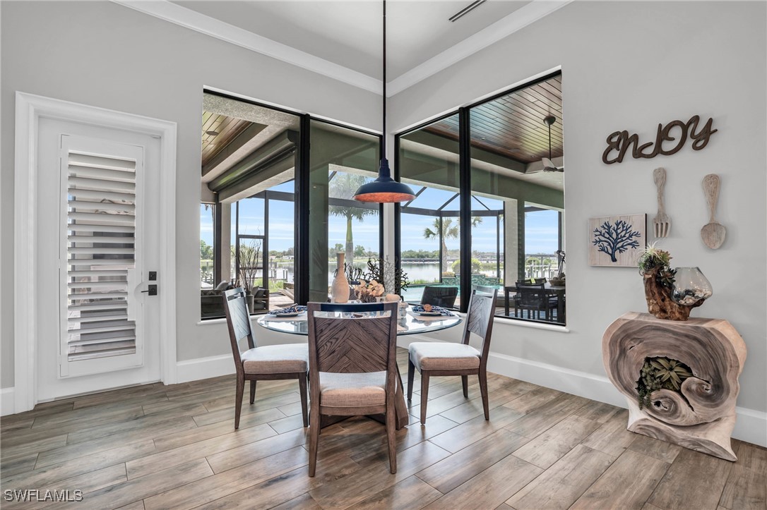16460 Oakview CIR