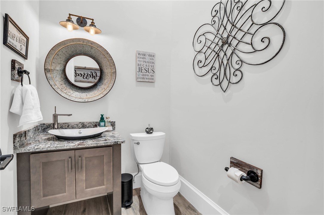 16460 Oakview CIR