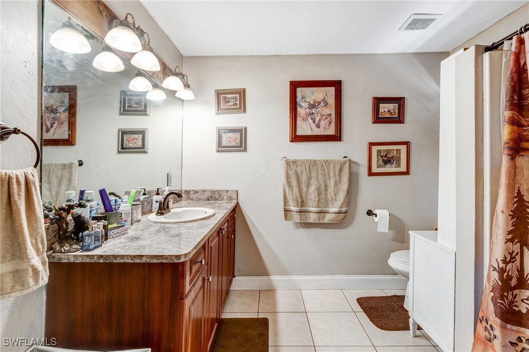 40691 Suzan DR