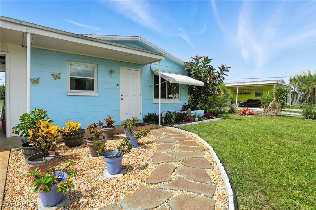 1164 Navajo AVE