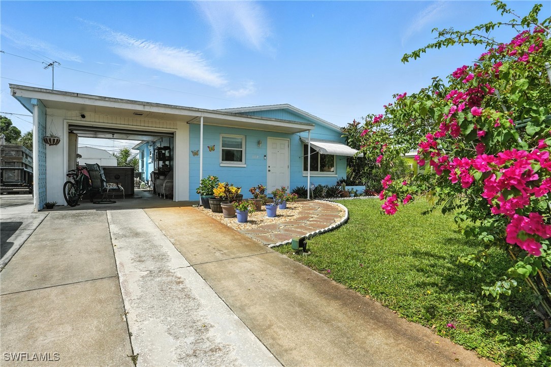 1164 Navajo AVE