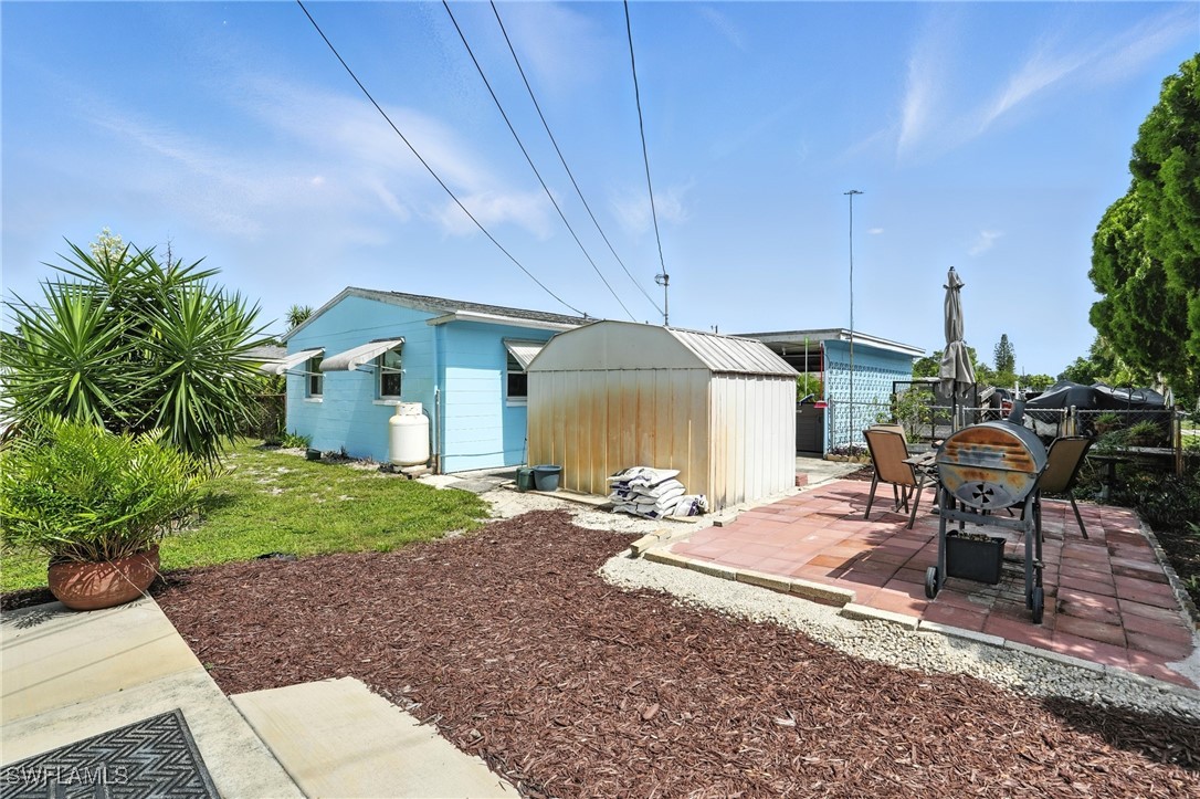 1164 Navajo AVE