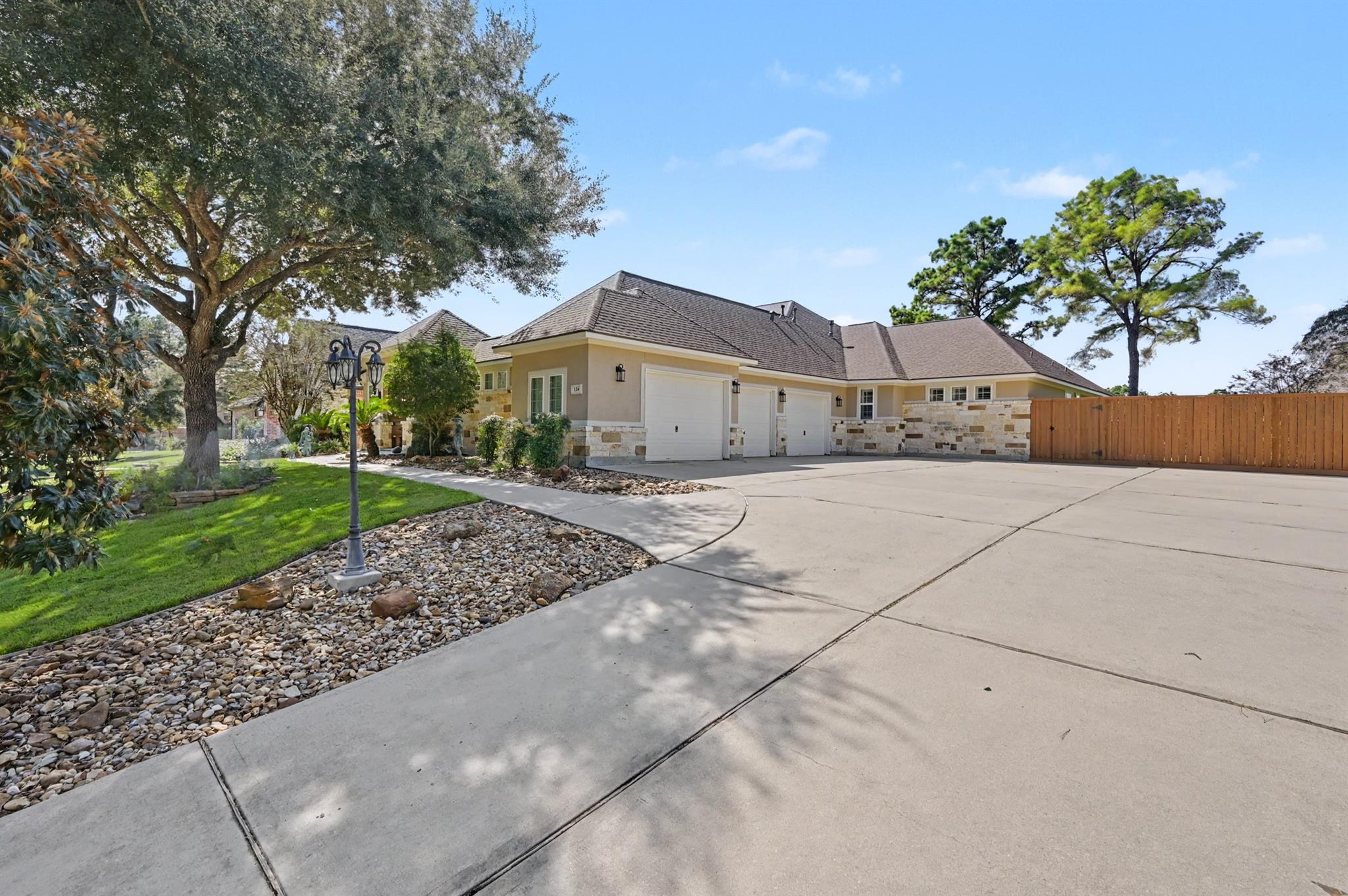 124 Wycliffe Drive