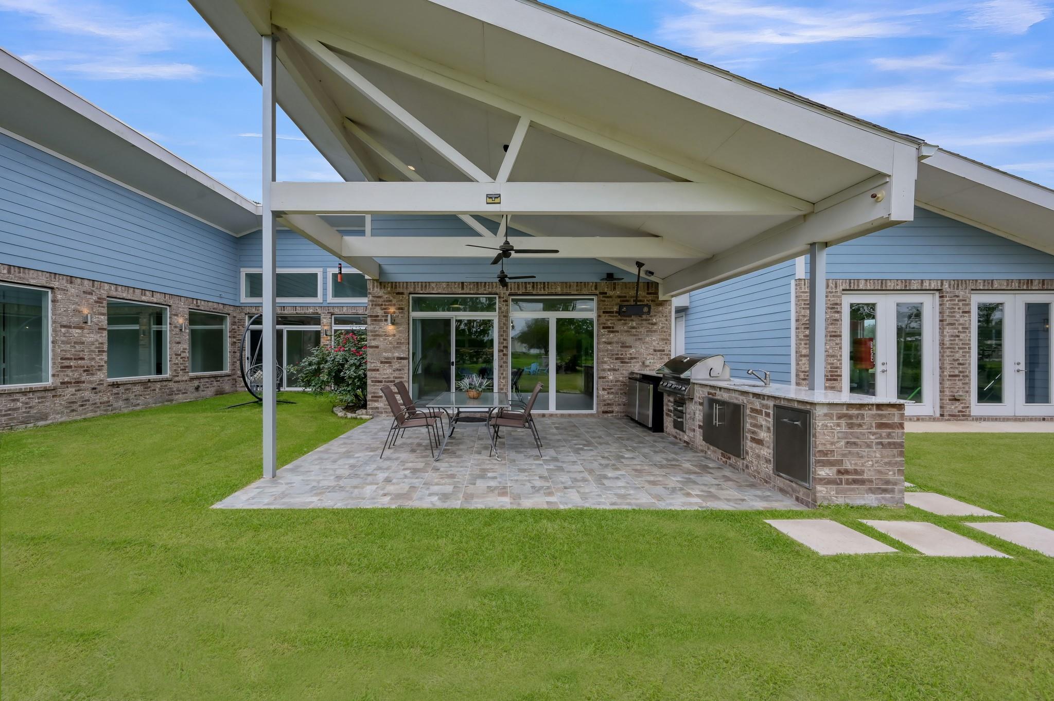6309 N Mallard Drive