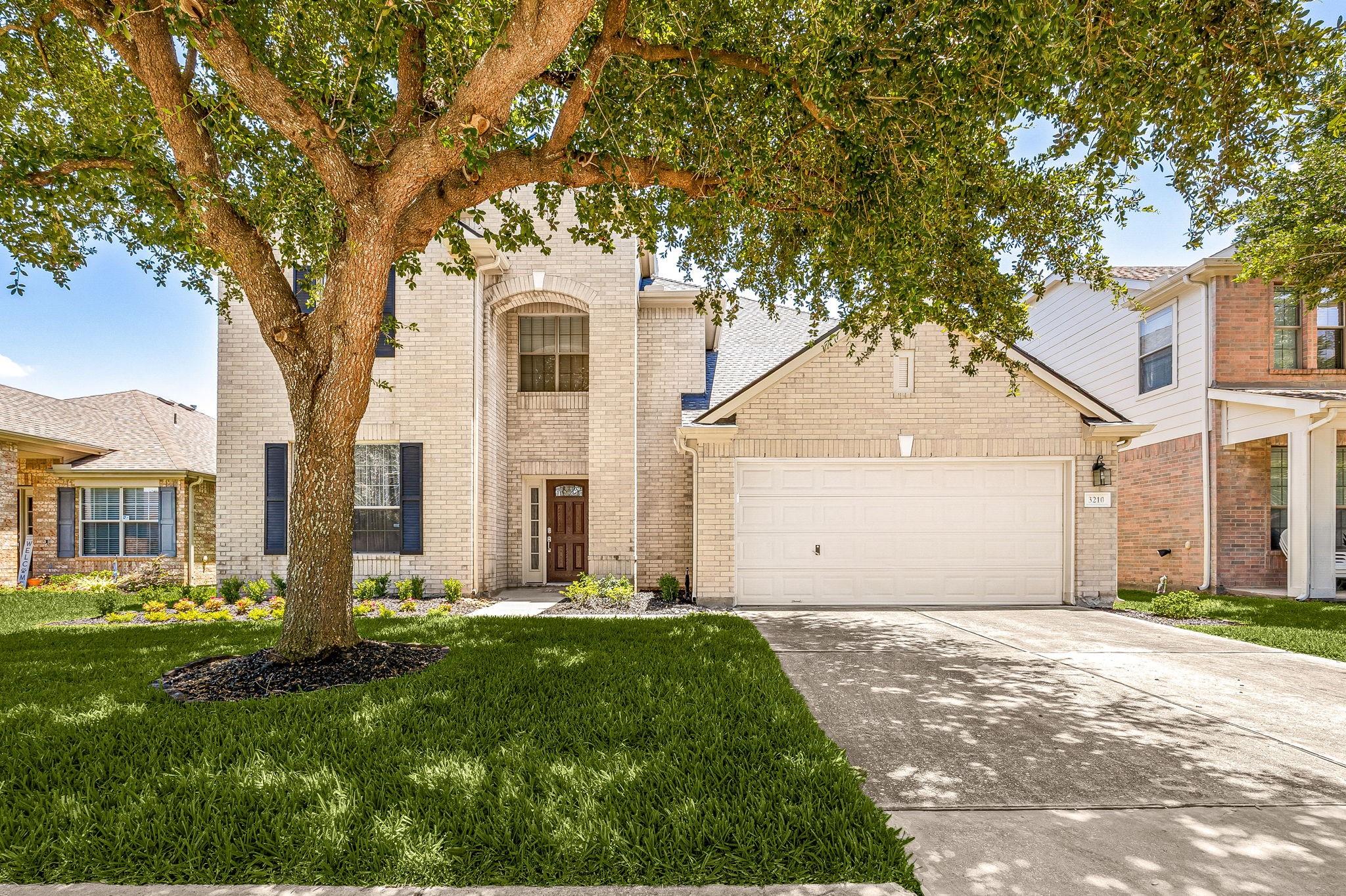 3210 Legends Creek Drive