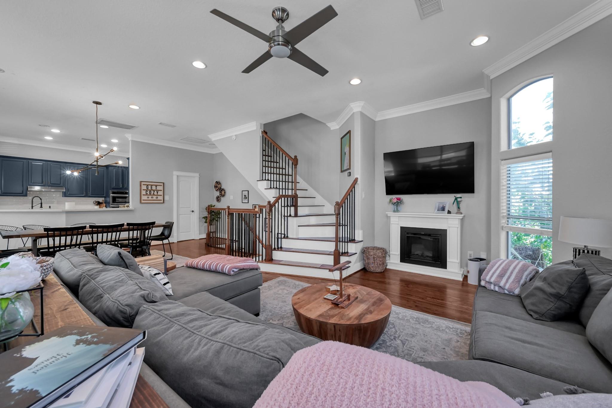 1328 W 23rd Street # A