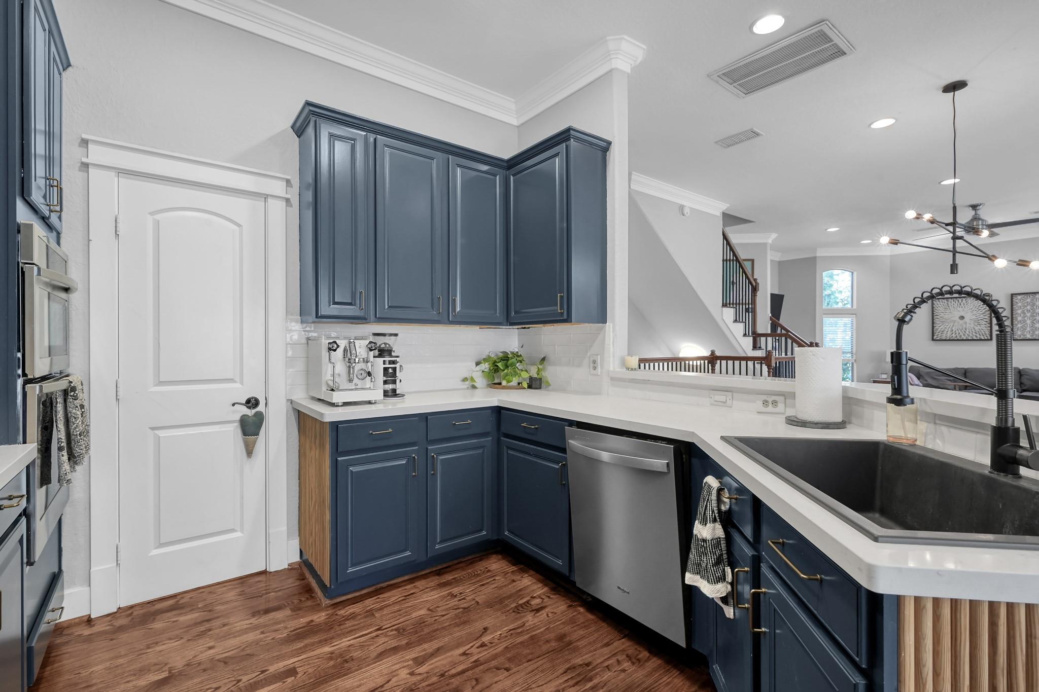 1328 W 23rd Street # A