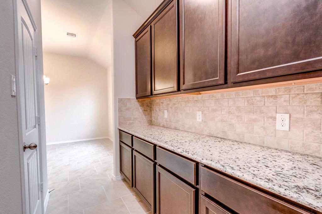 24314 S Newcastle Bay Trail, Spring