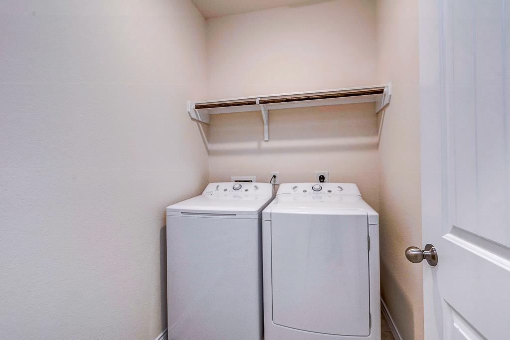 24314 S Newcastle Bay Trail, Spring