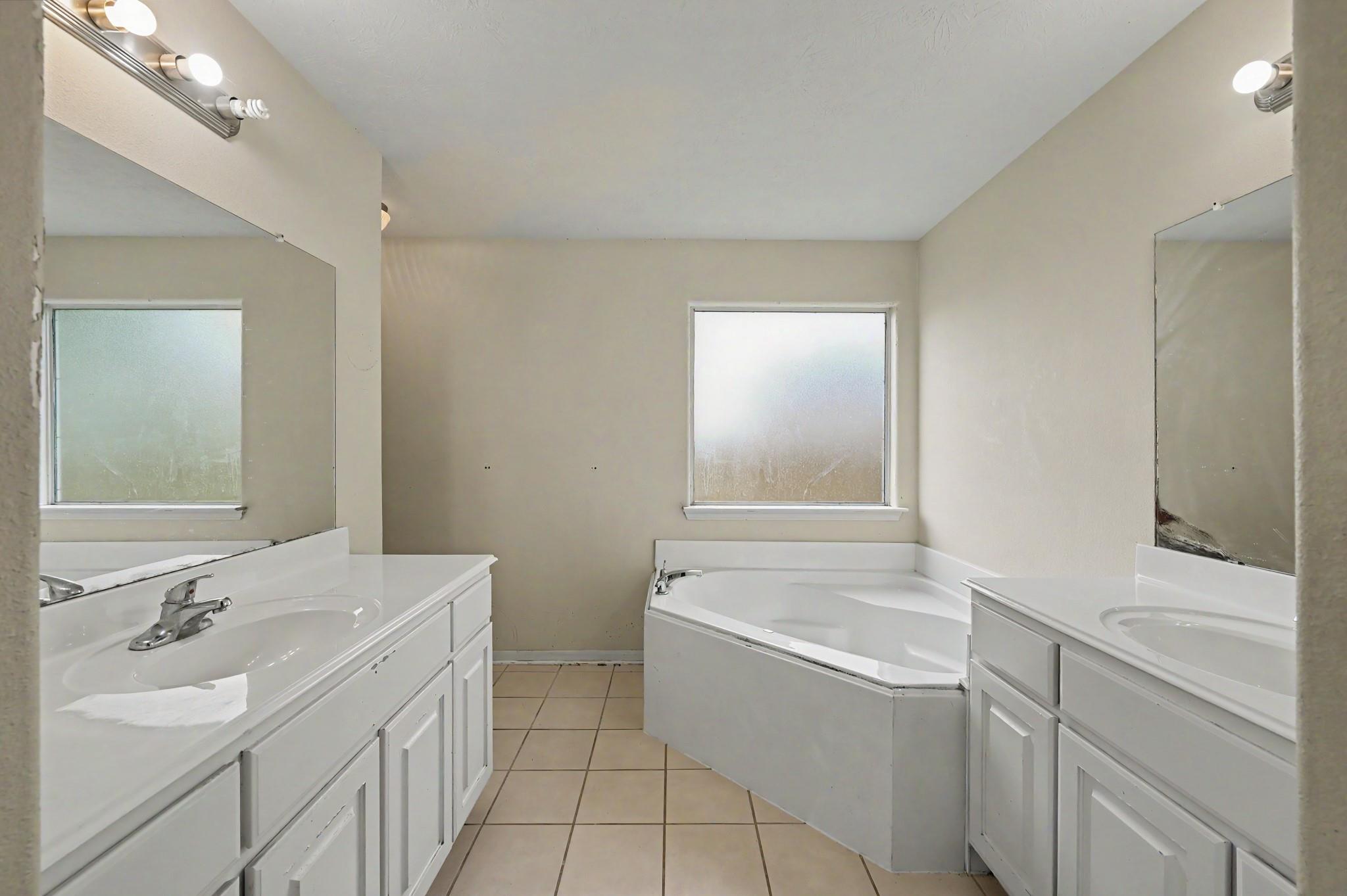 4619 Comal River Loop