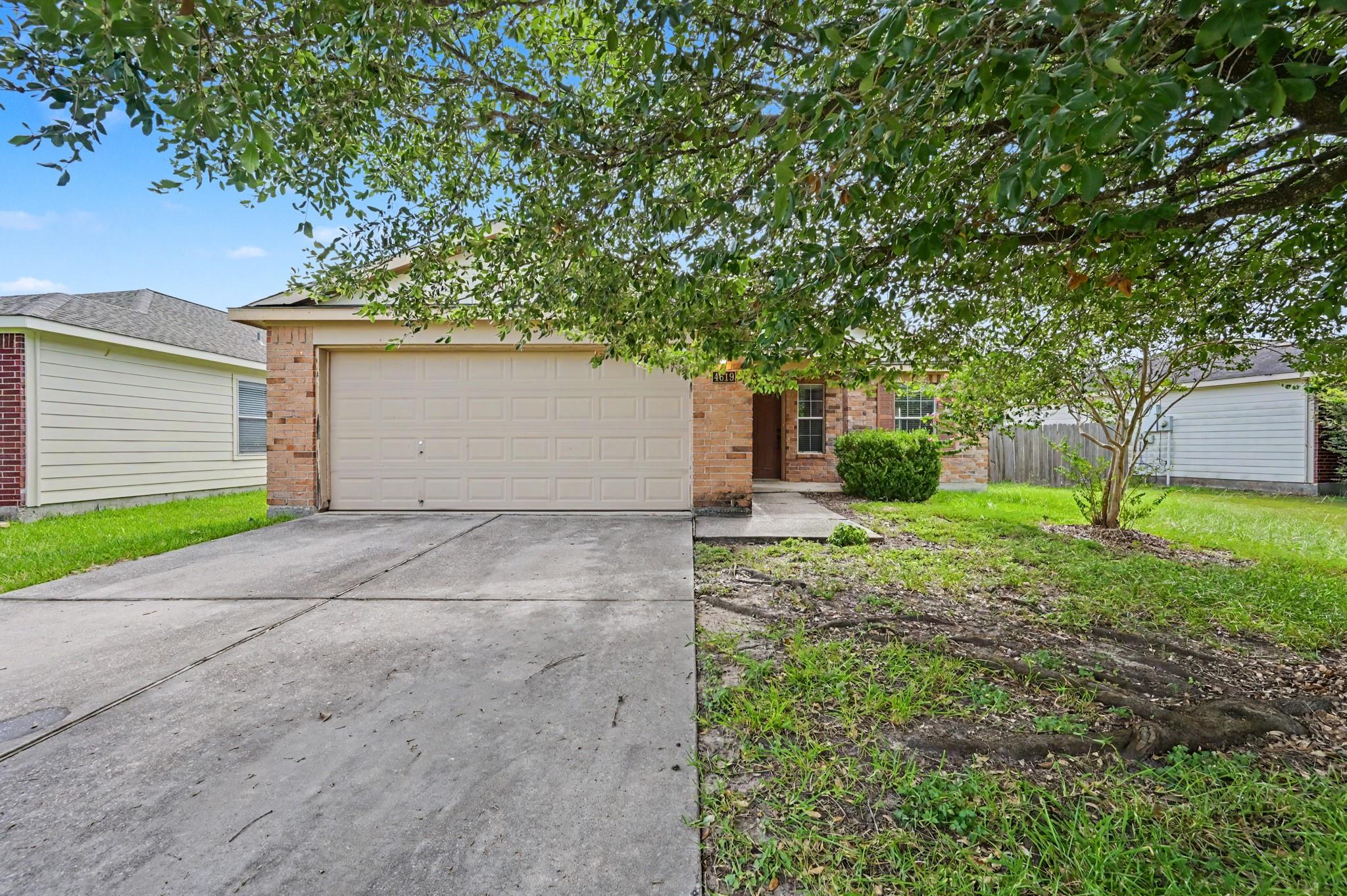 4619 Comal River Loop