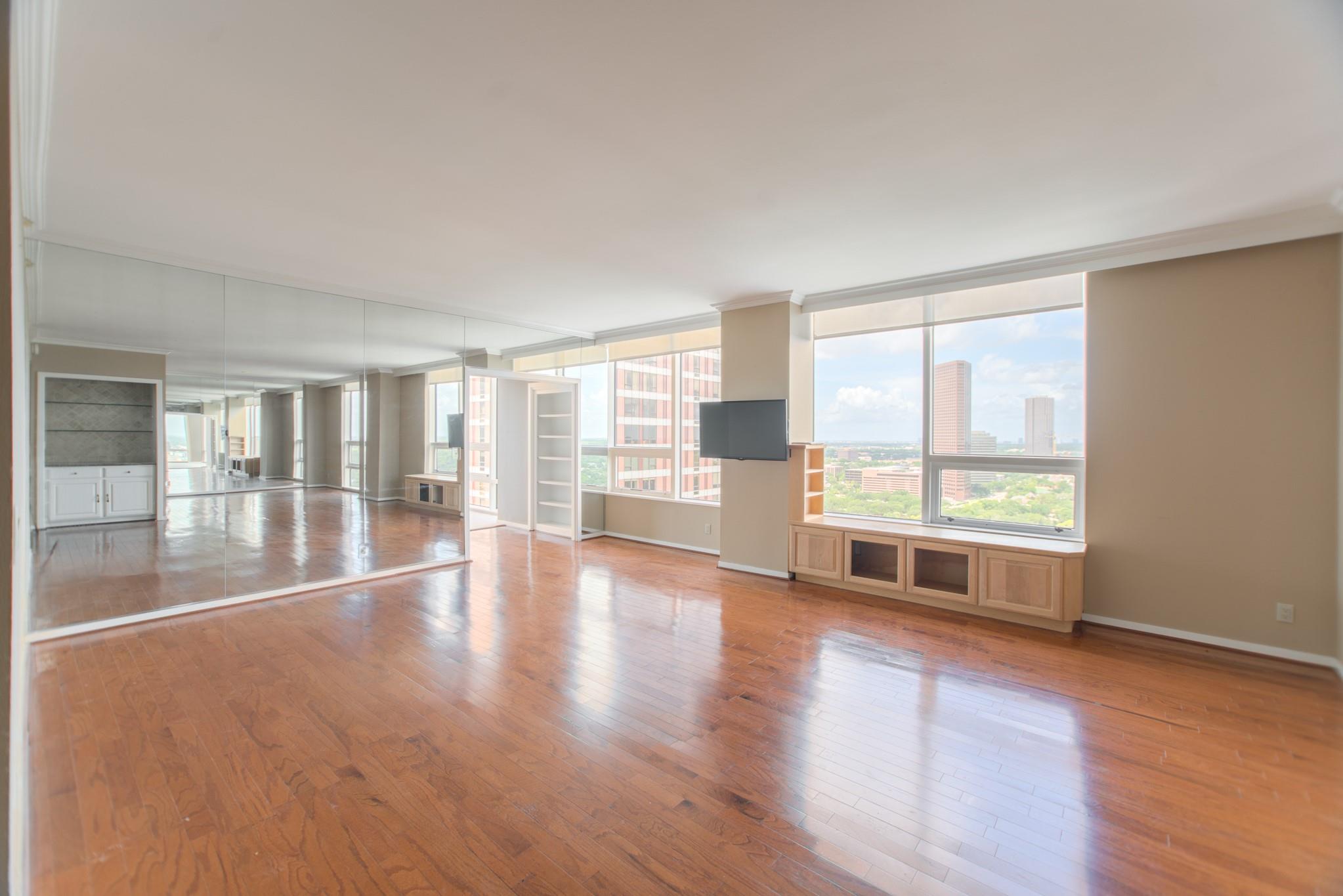 5100 San Felipe Street # 253