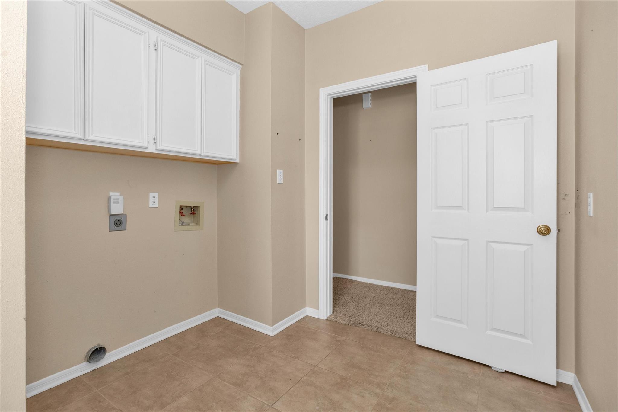 139 April Waters Drive N