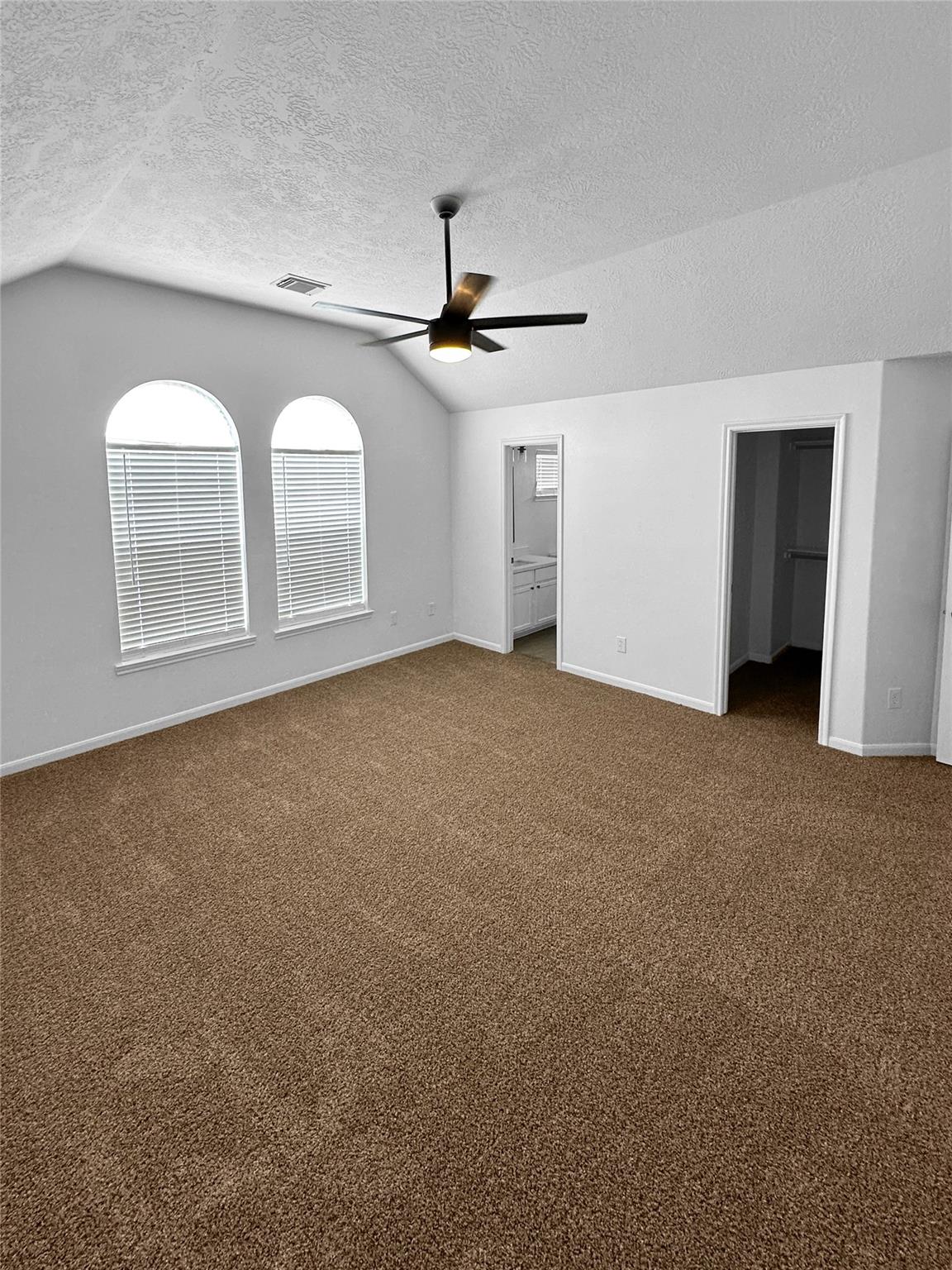 5453 N Buffalo Circle