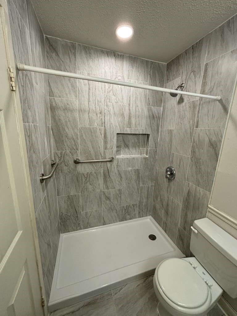 2015 E Lacey Oak Circle