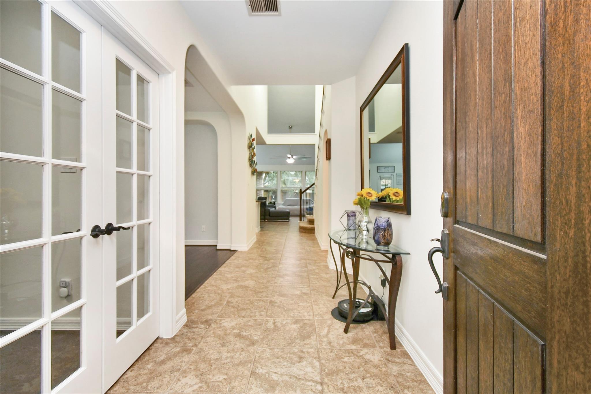 14 S Estherwood Place