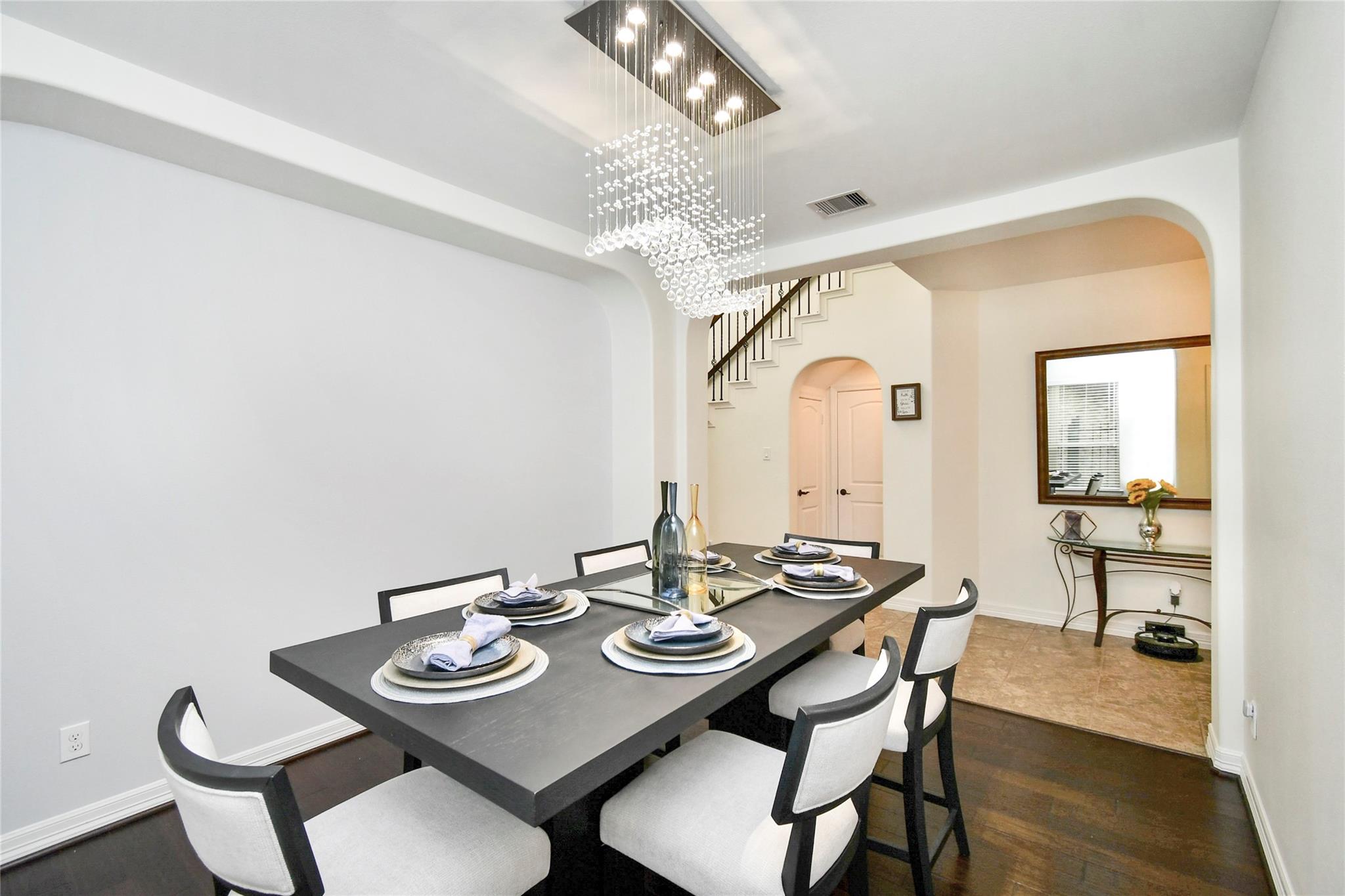14 S Estherwood Place