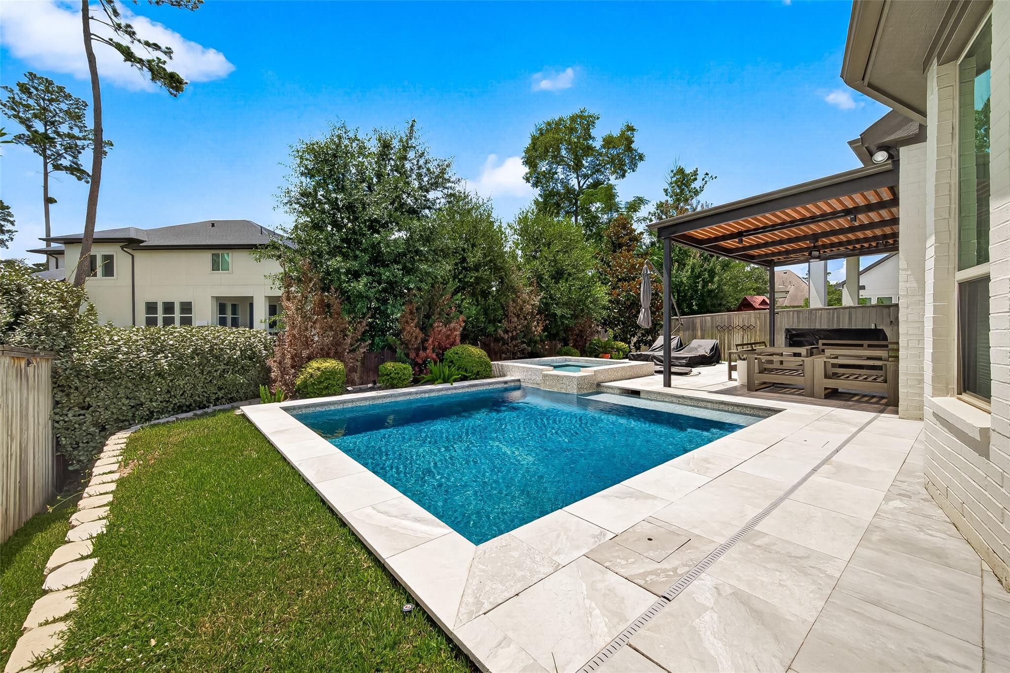 26 Gentle Branch Place