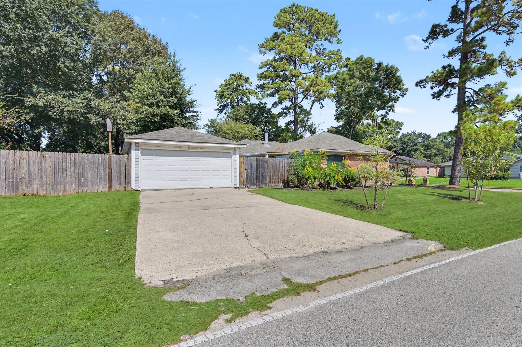 25103 Thrushwood Lane
