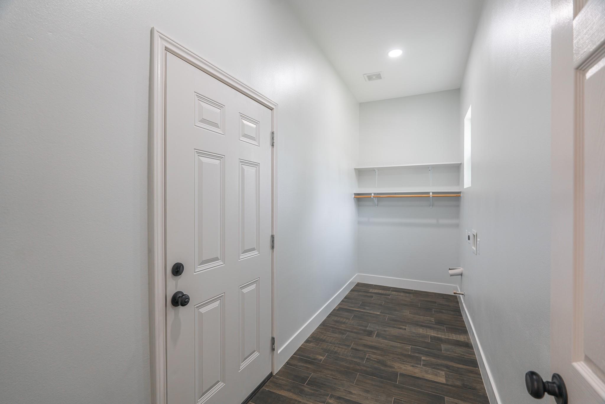 32507 Westwood Square West W