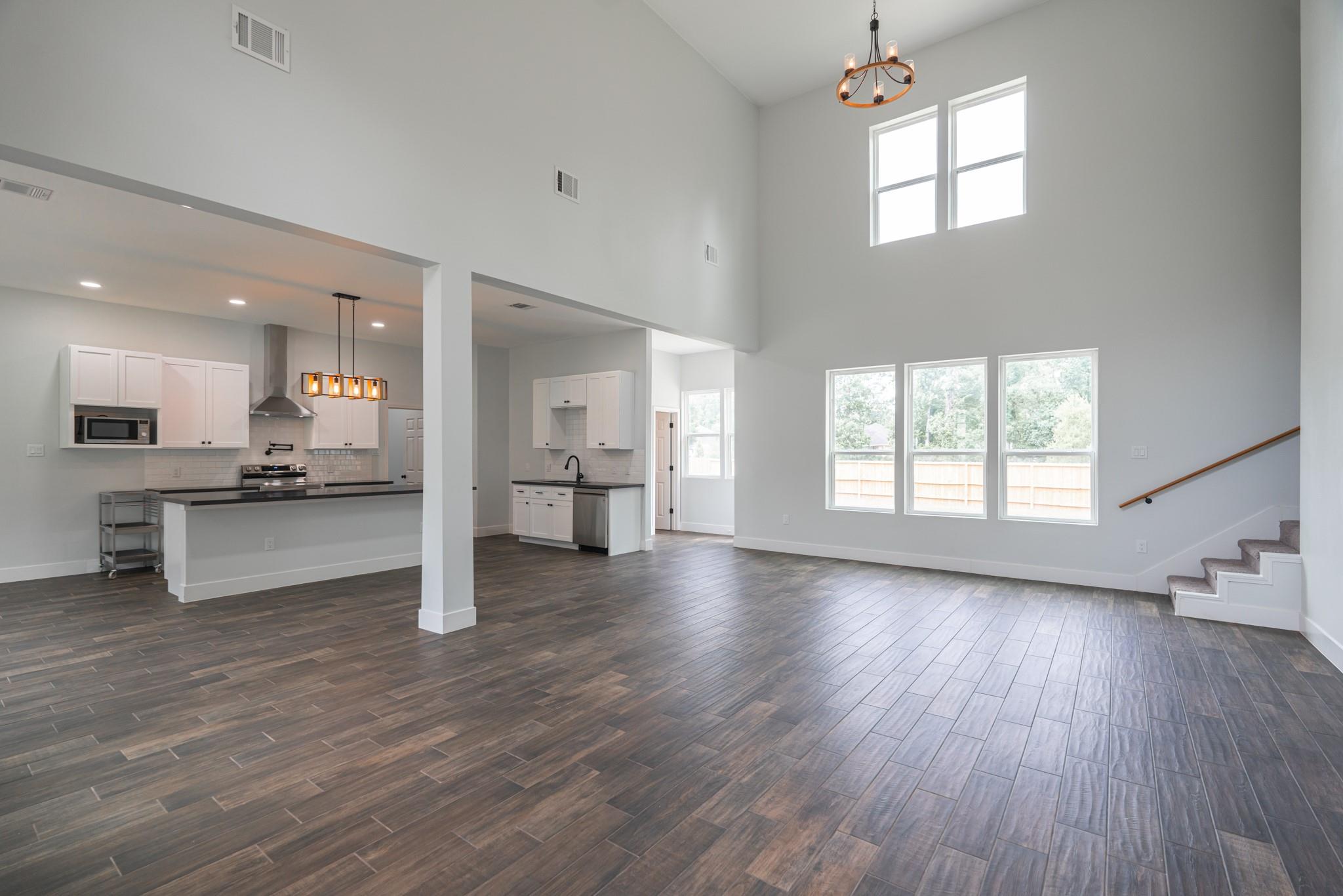 32507 Westwood Square West W