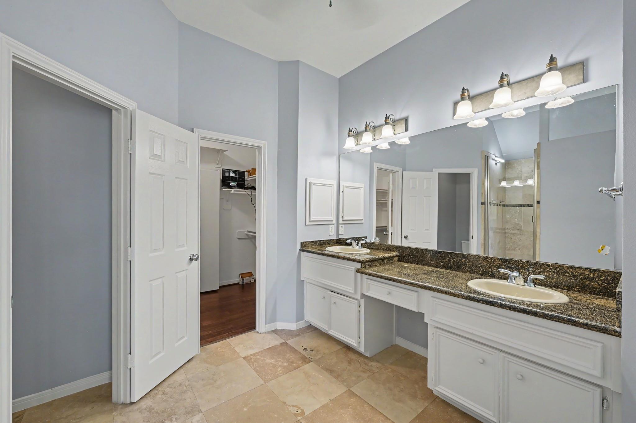 14731 Raven Hollow Lane