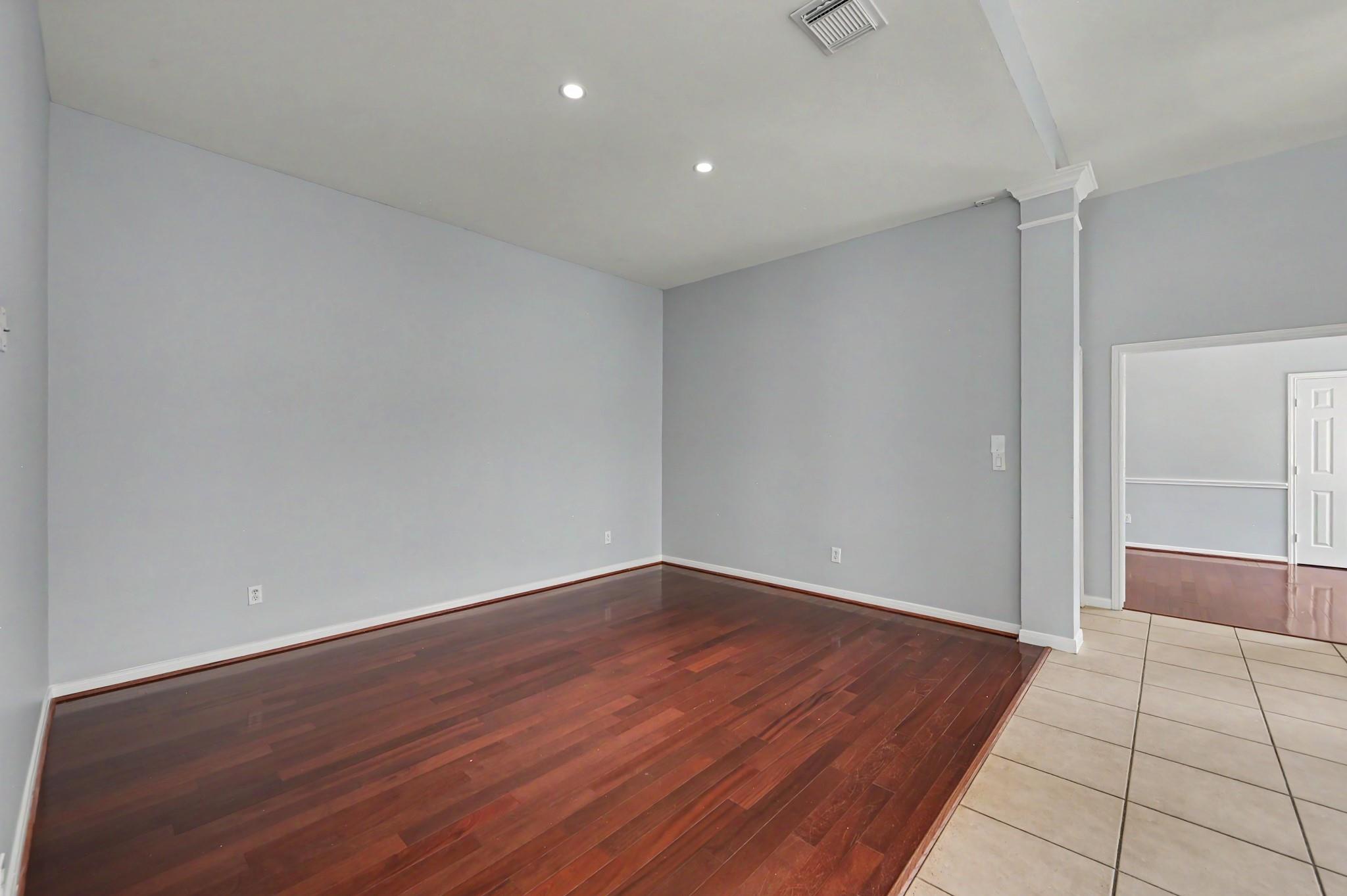 14731 Raven Hollow Lane