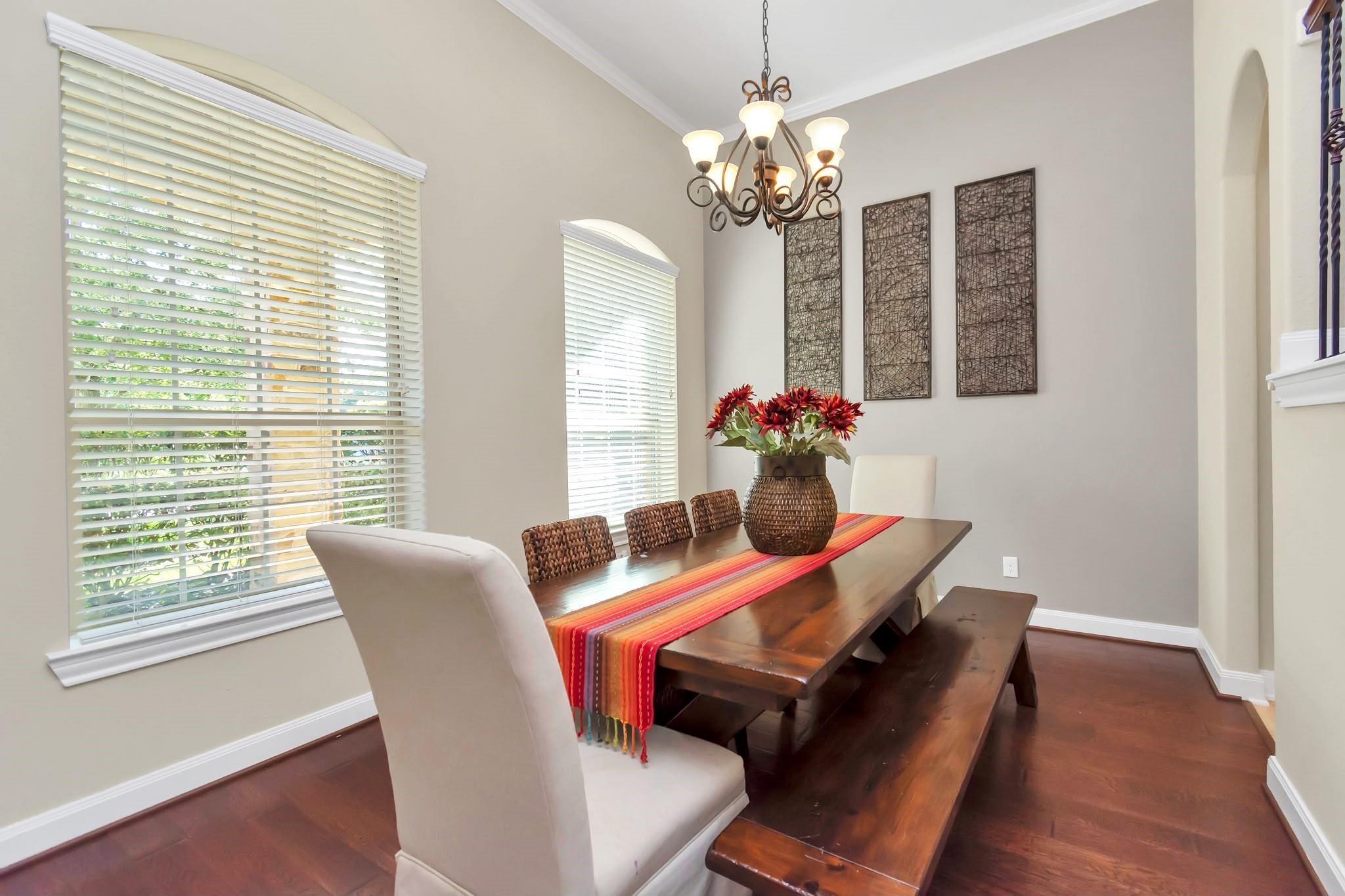63 S Victoriana Circle