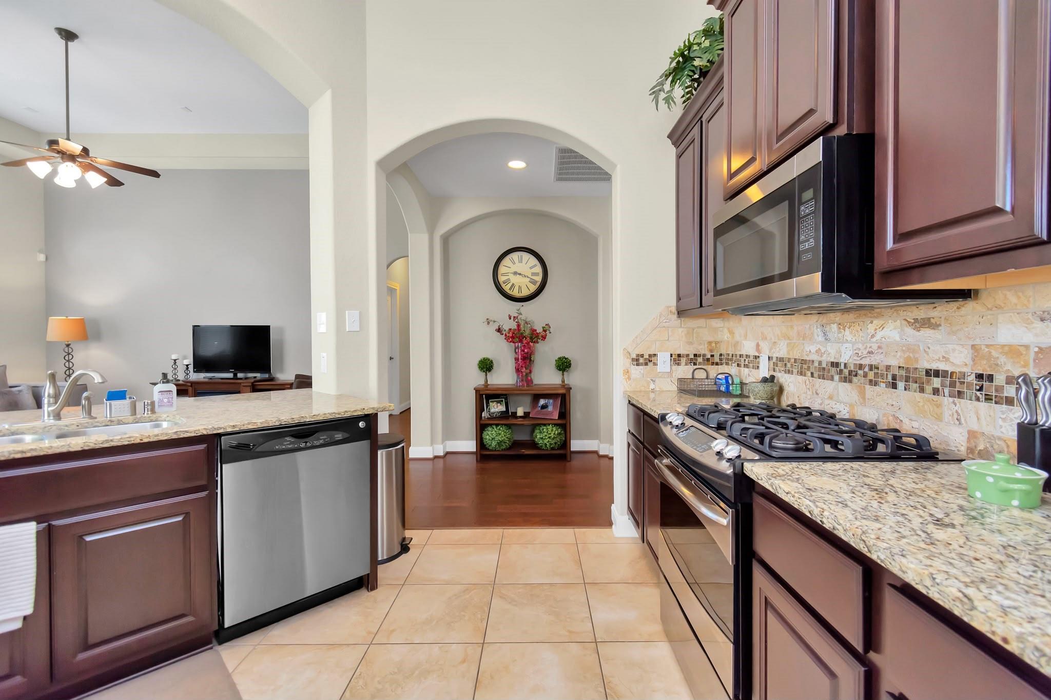 63 S Victoriana Circle