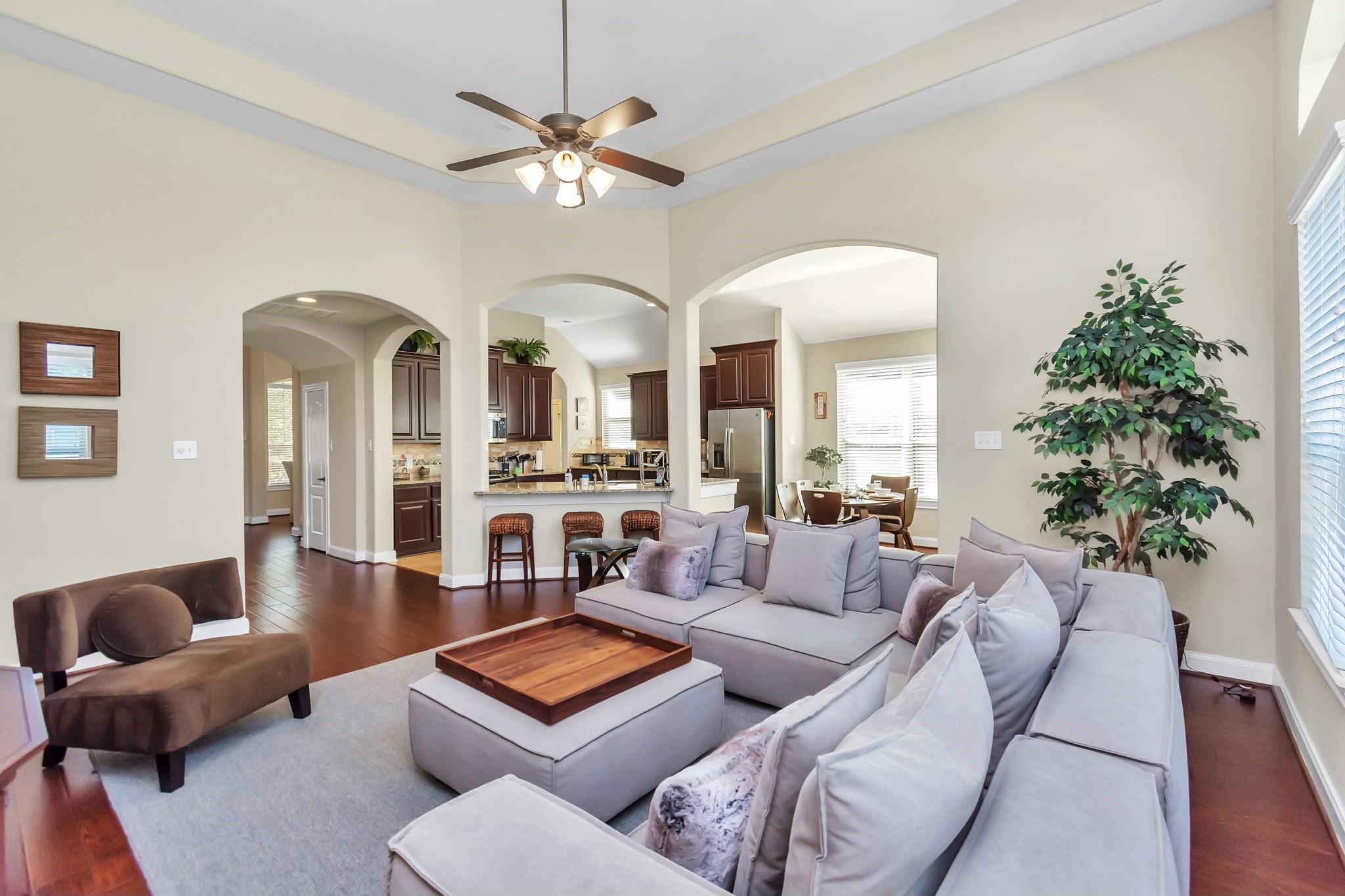 63 S Victoriana Circle