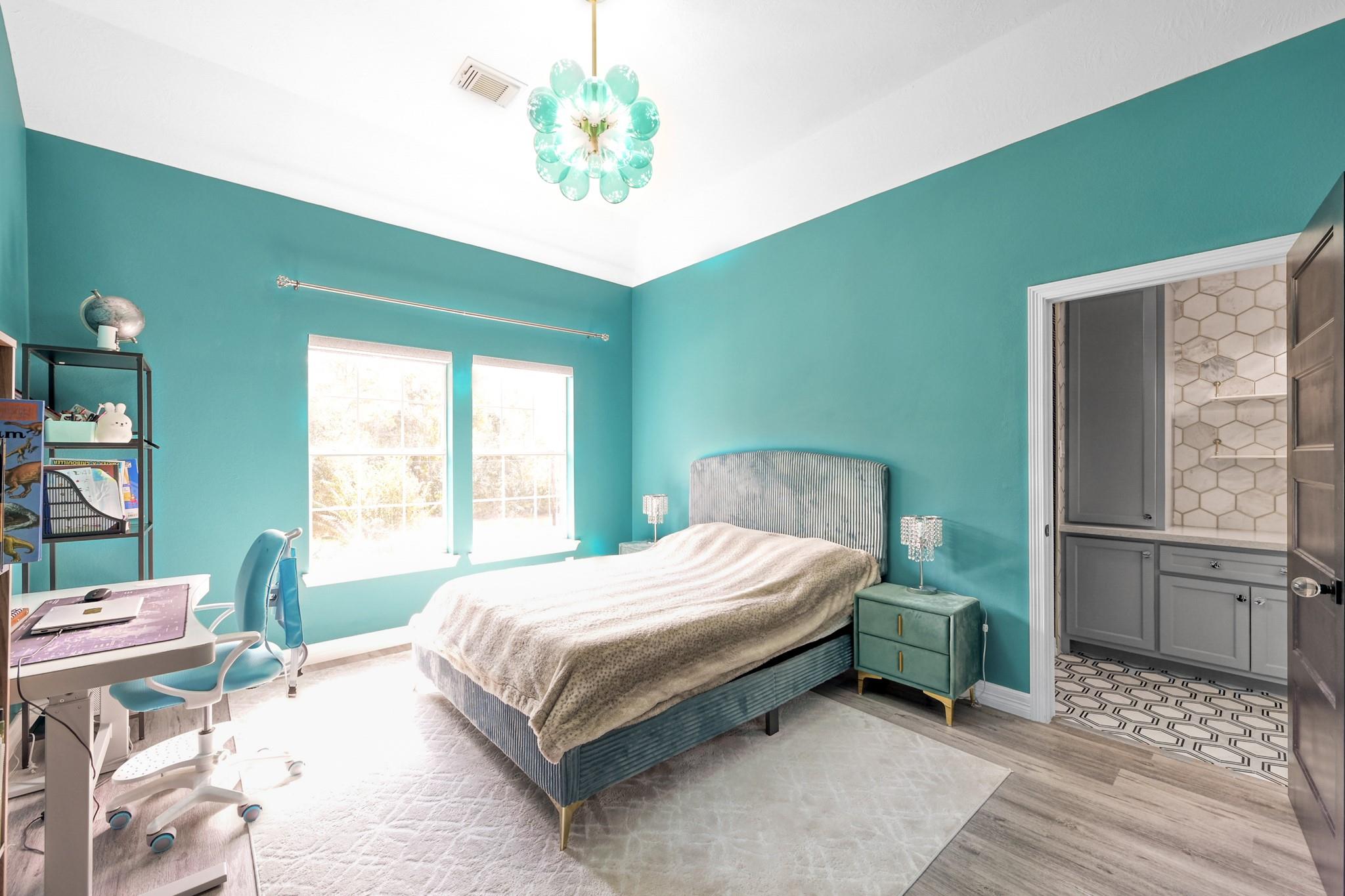 13247 Summer Rose Lane, Conroe