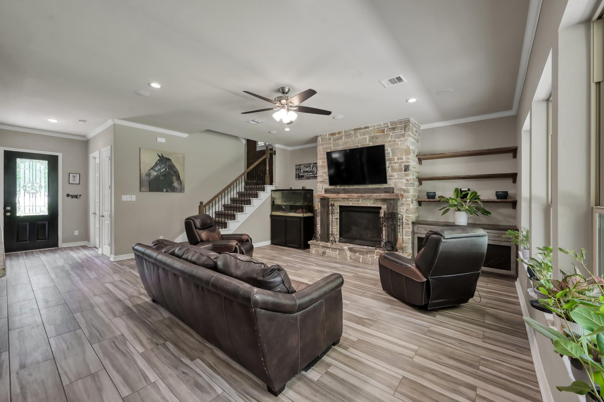 409 Ridgelake Scenic Drive