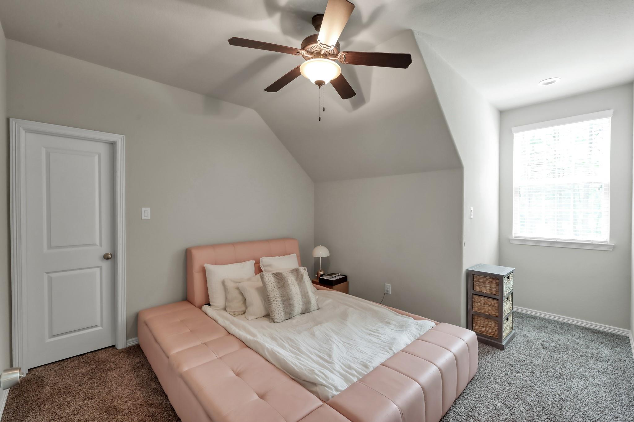 409 Ridgelake Scenic Drive