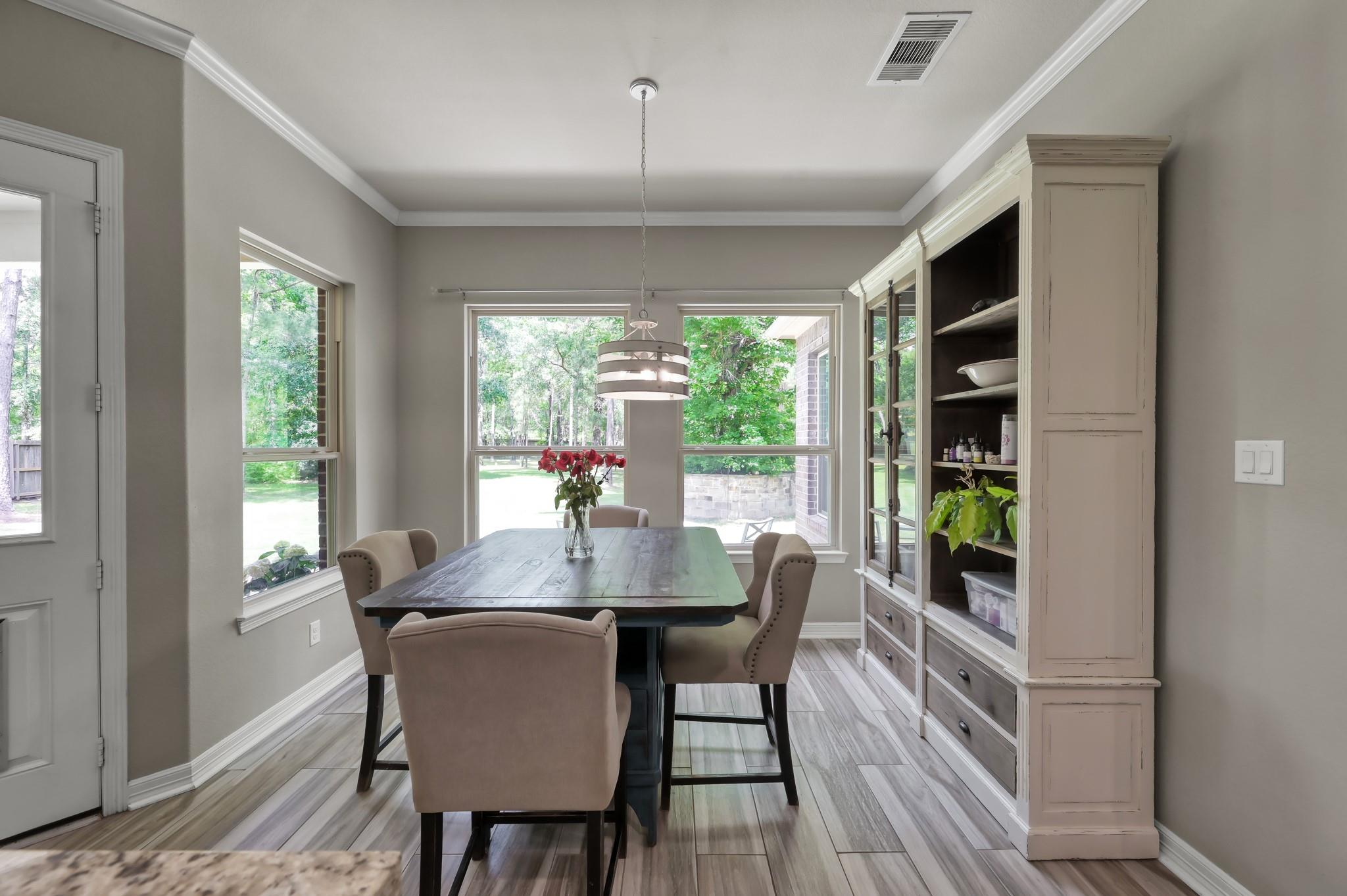 409 Ridgelake Scenic Drive