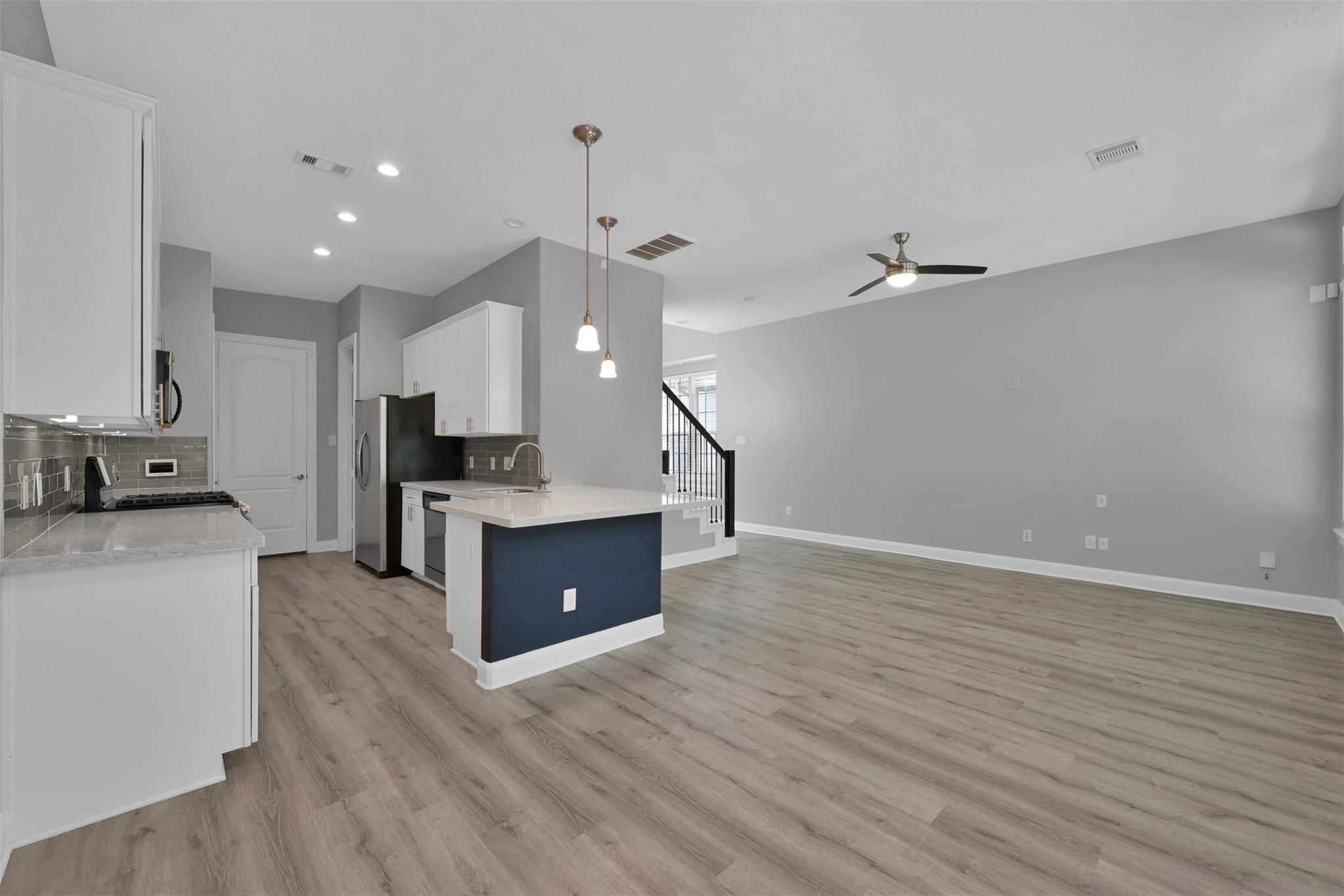 91 Aventura Place