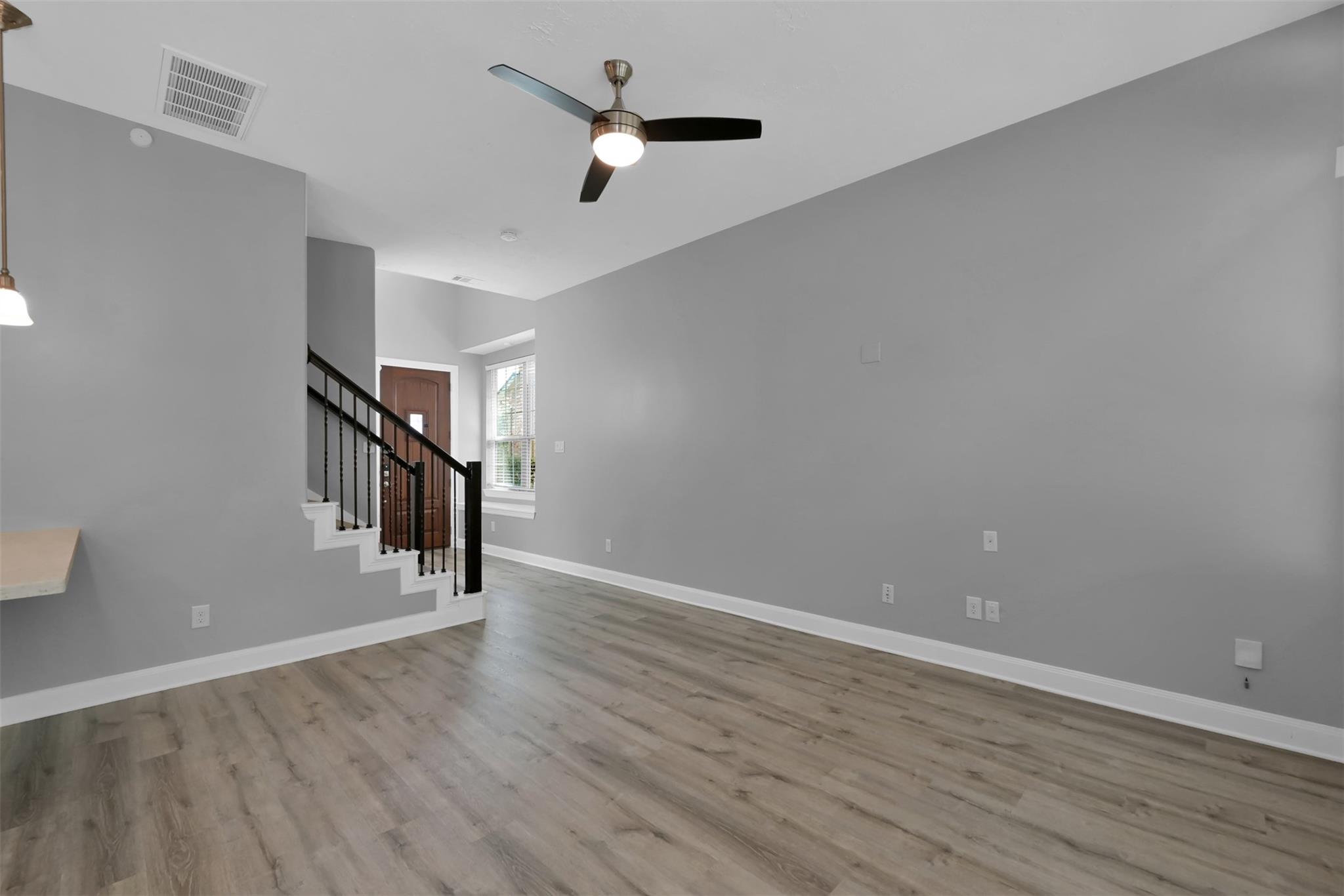 91 Aventura Place
