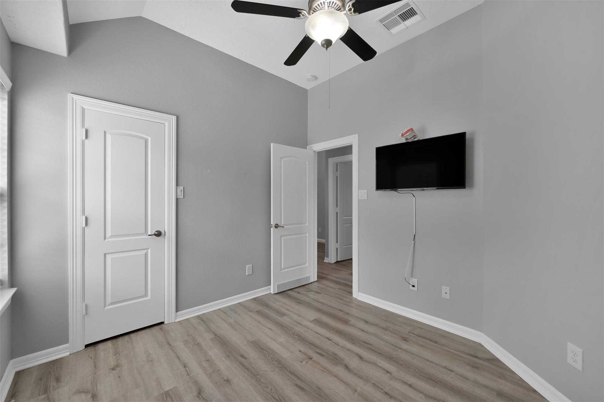 91 Aventura Place