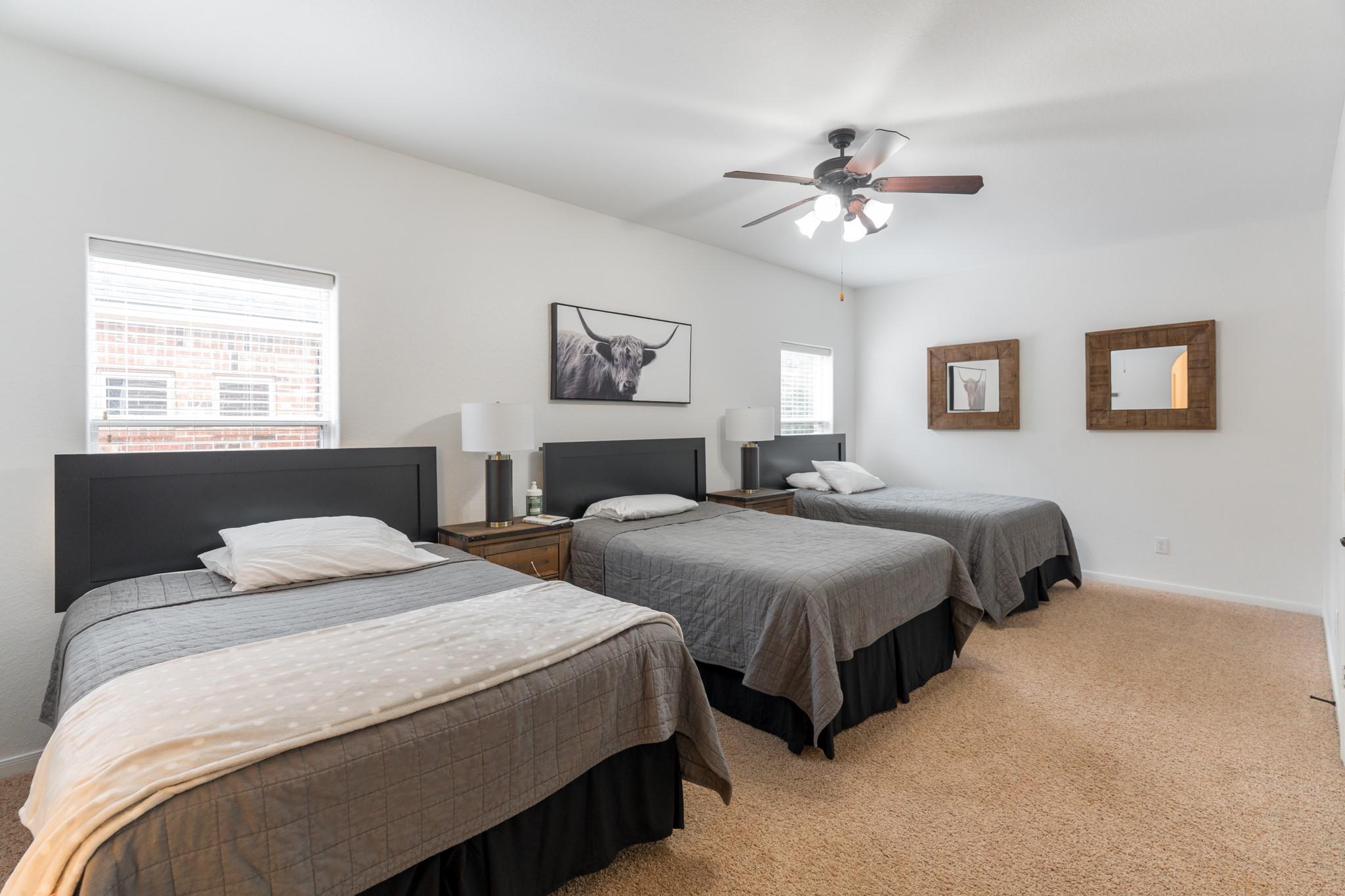 54 N Veilwood Circle