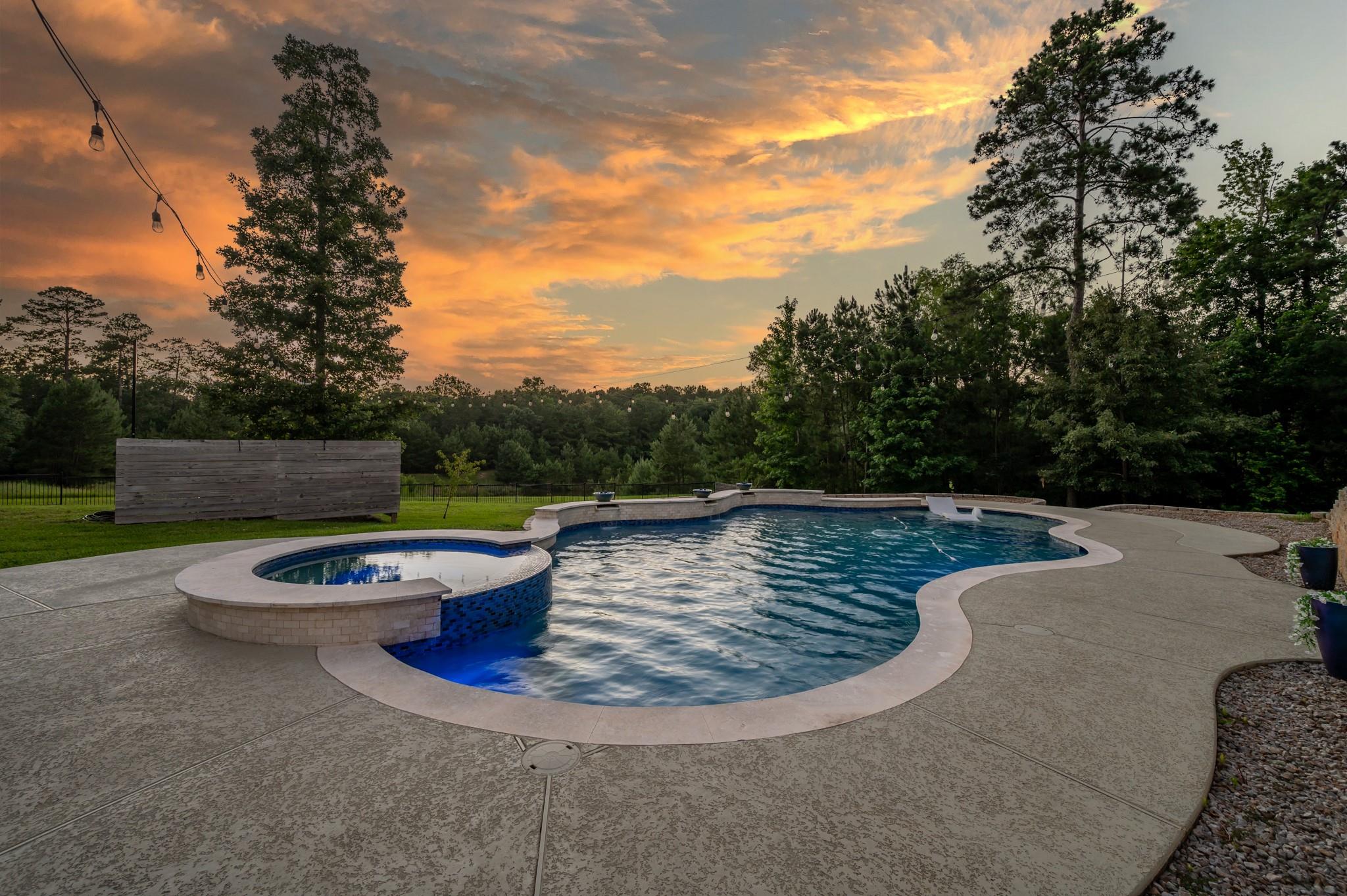 8019 Bay Bend Drive