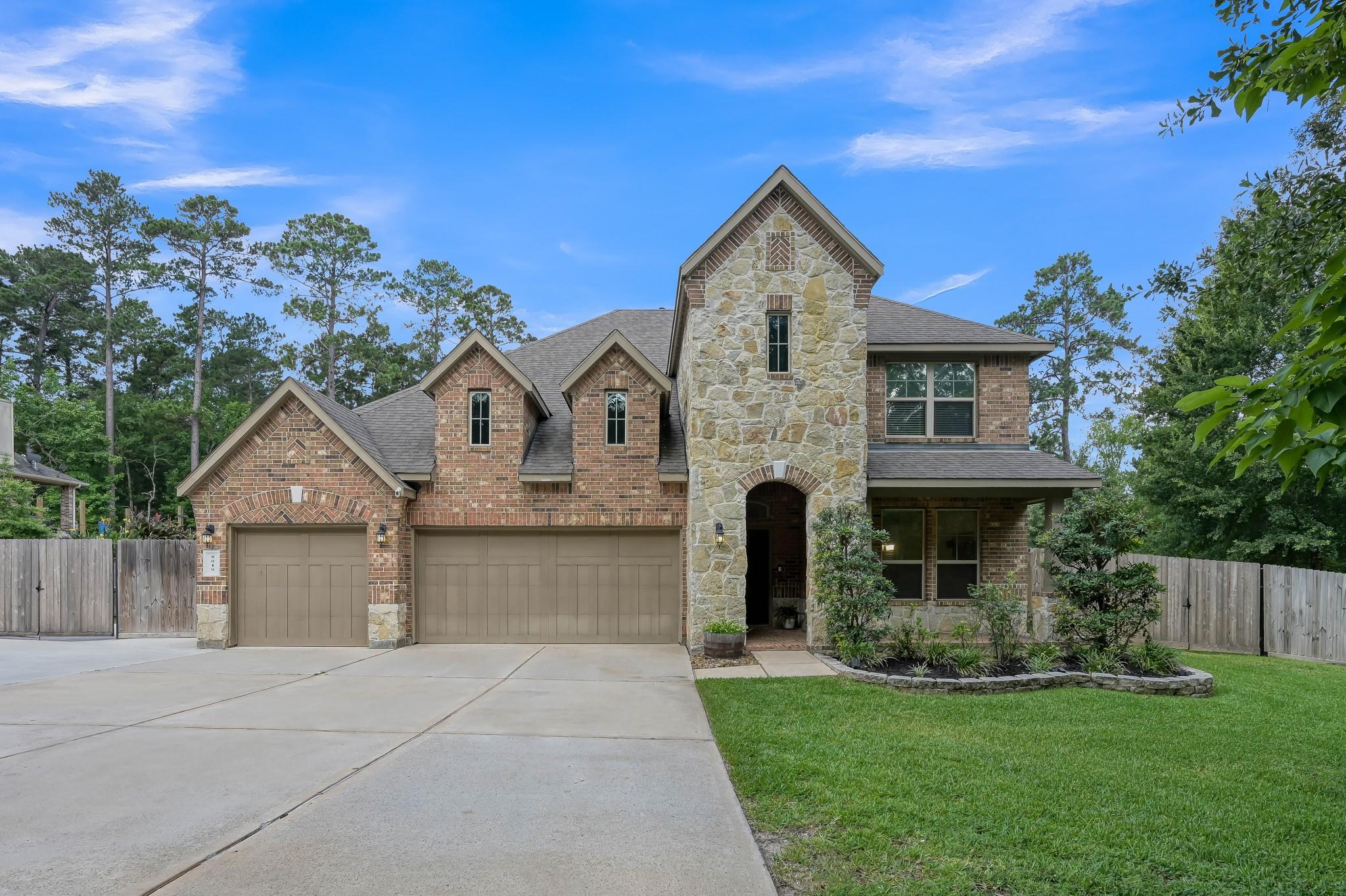 8019 Bay Bend Drive