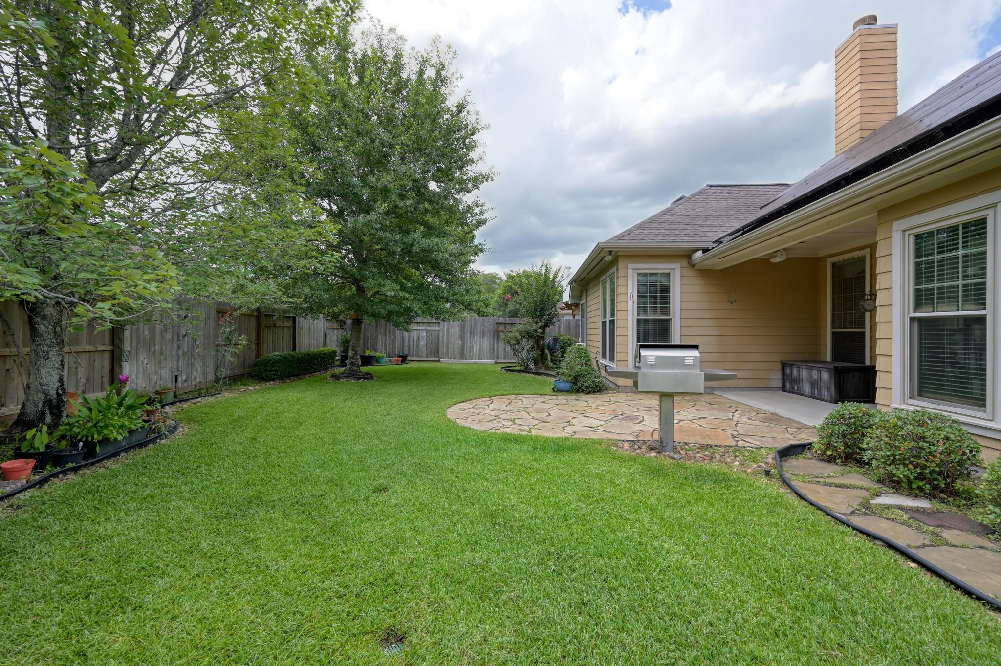 74 W Tapestry Park Circle