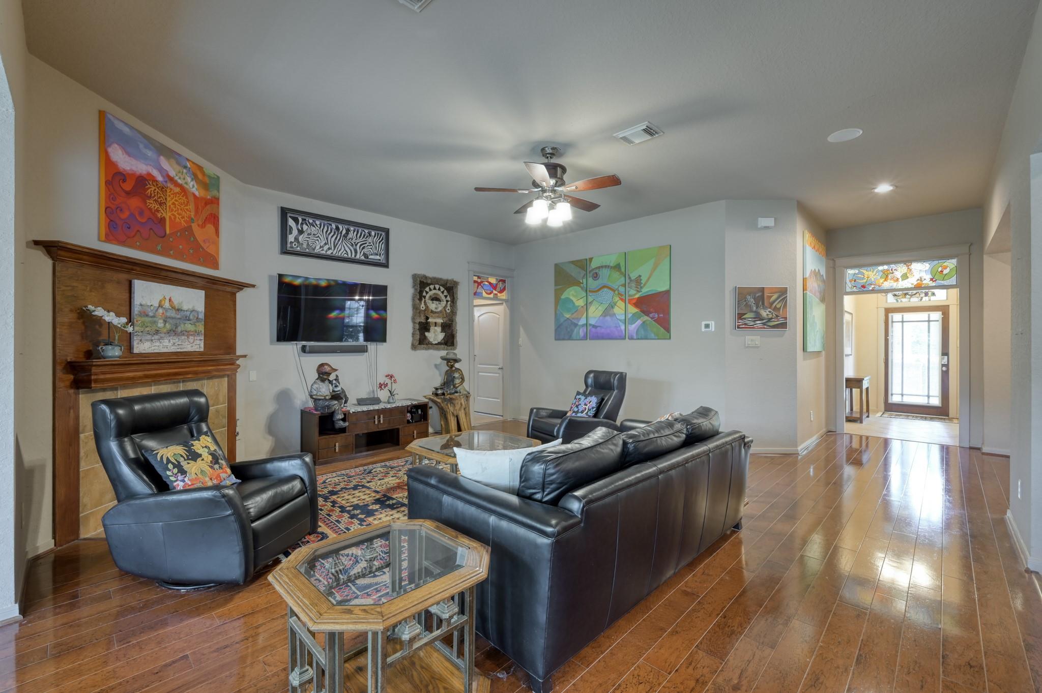 74 W Tapestry Park Circle