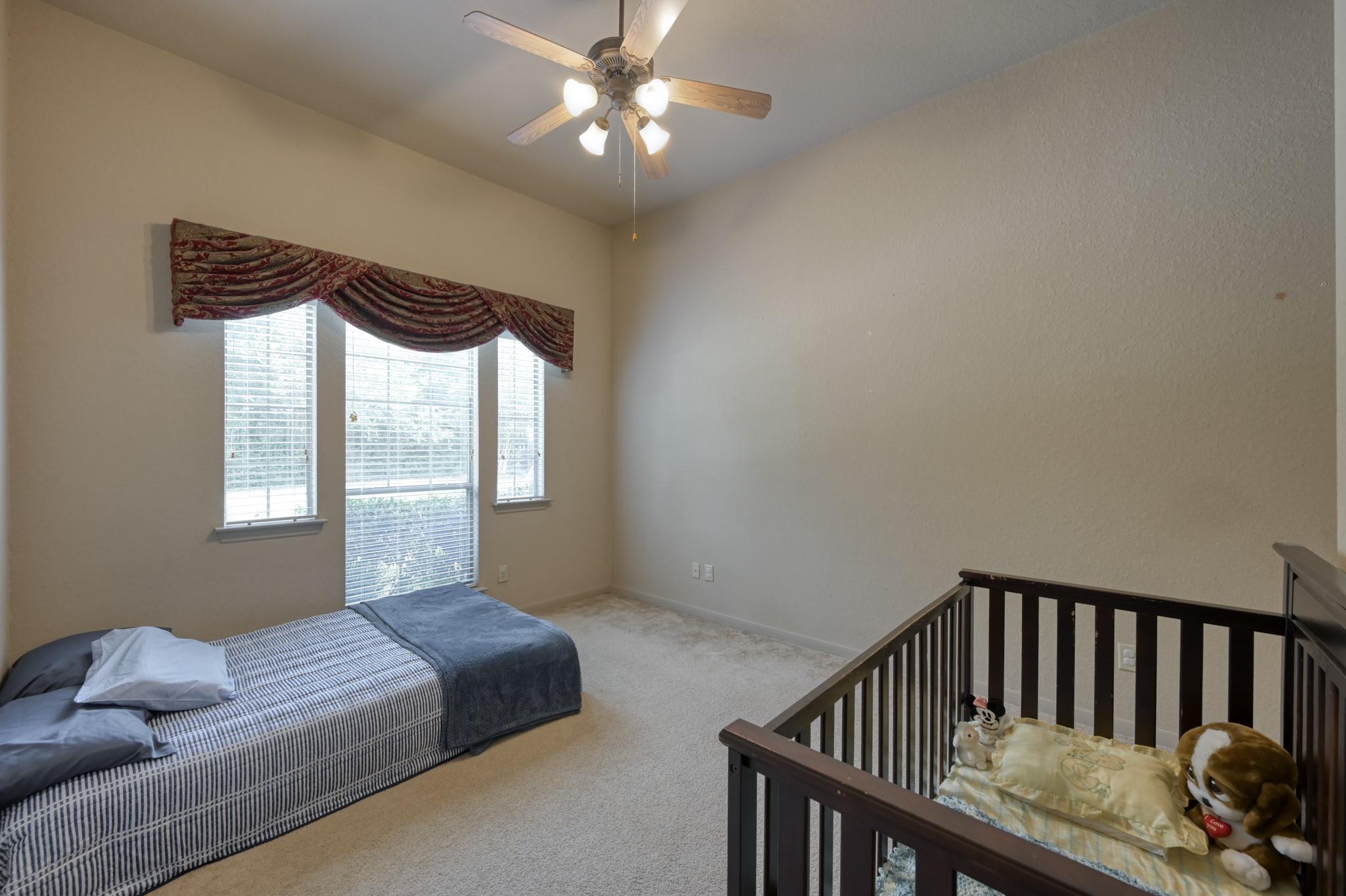 74 W Tapestry Park Circle