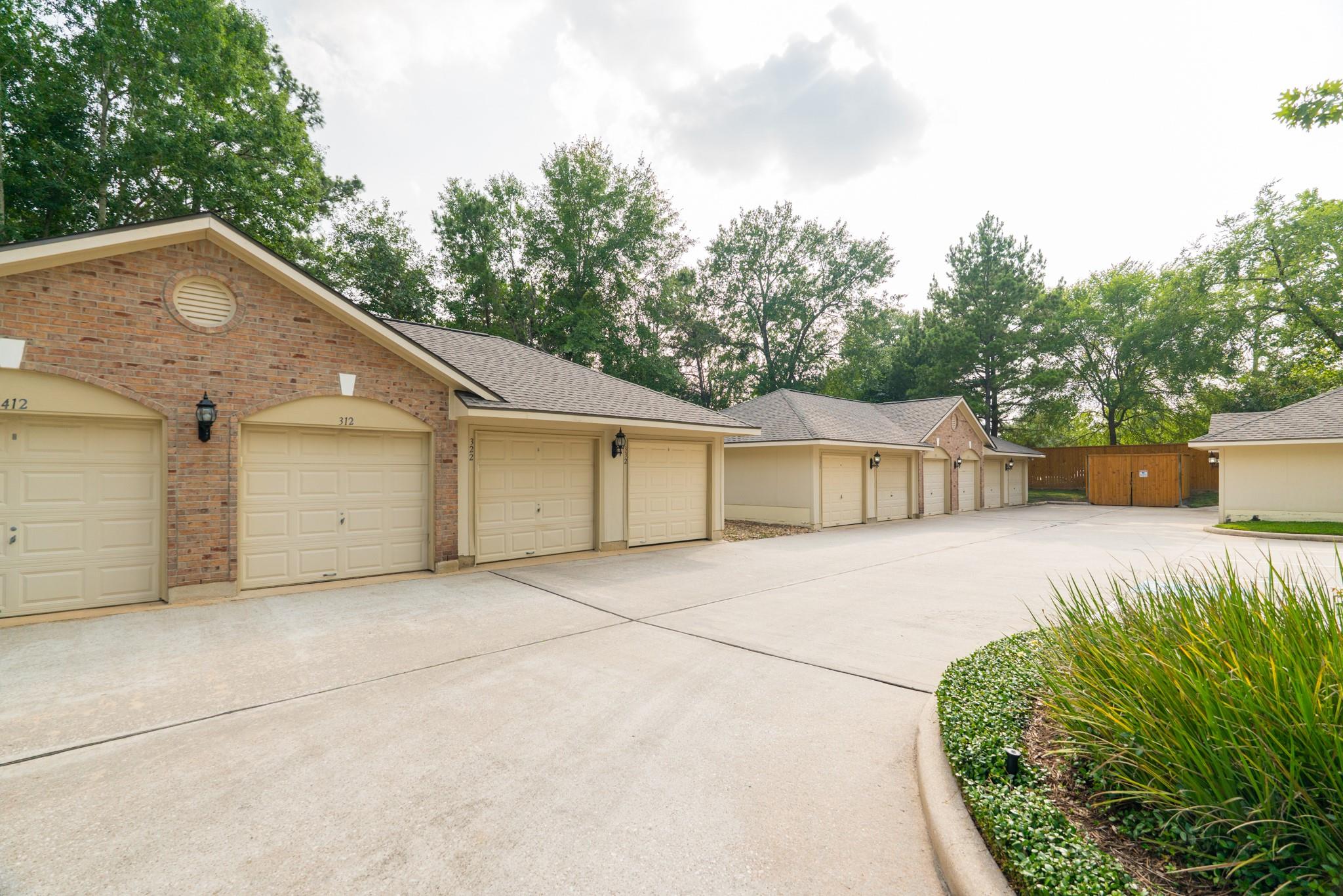 6607 Lake Woodlands Drive # 312
