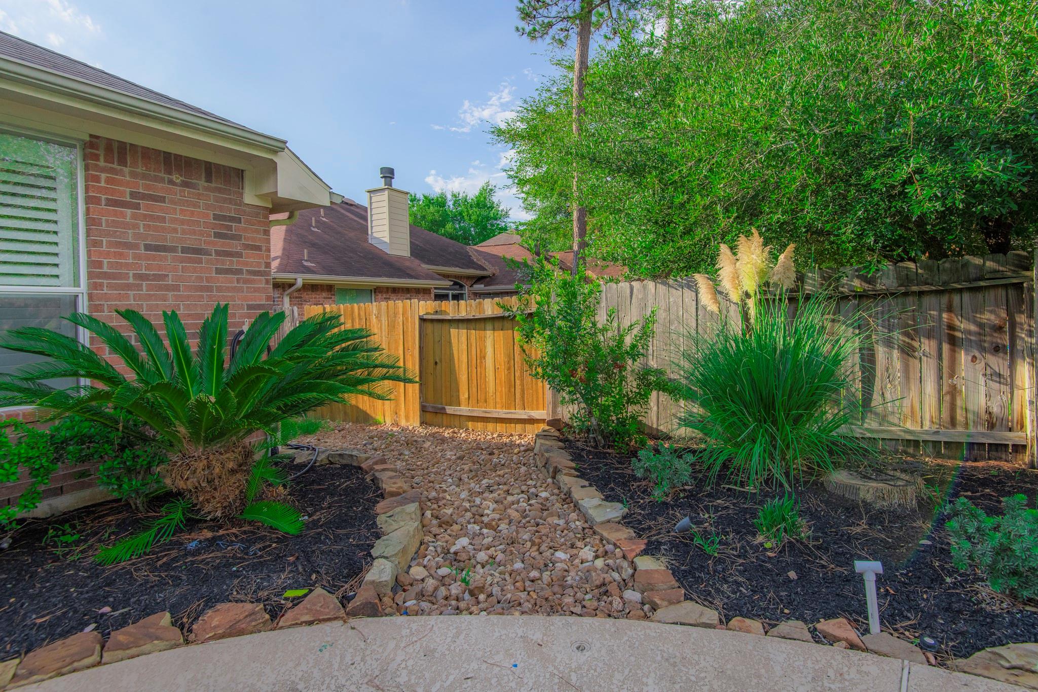10 Delphinium Place