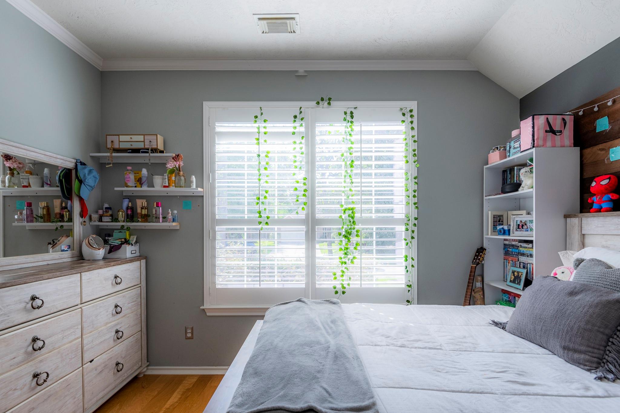 10 Delphinium Place